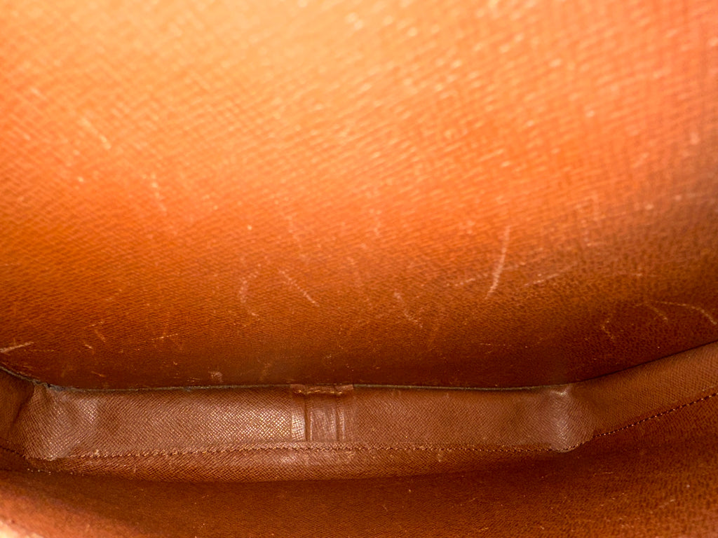 Louis Vuitton Cartouchiere GM