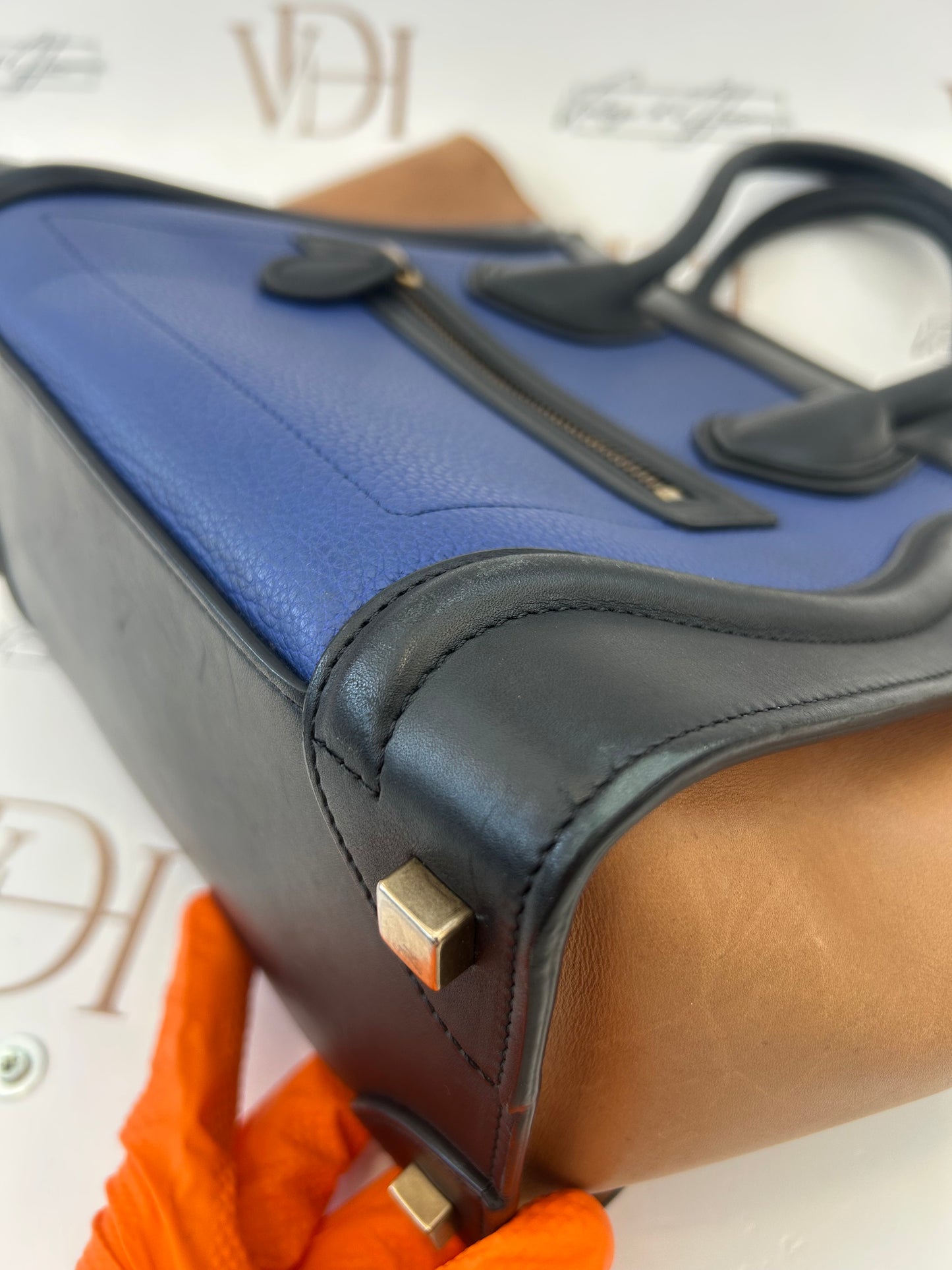 201100 - Celine Luggage