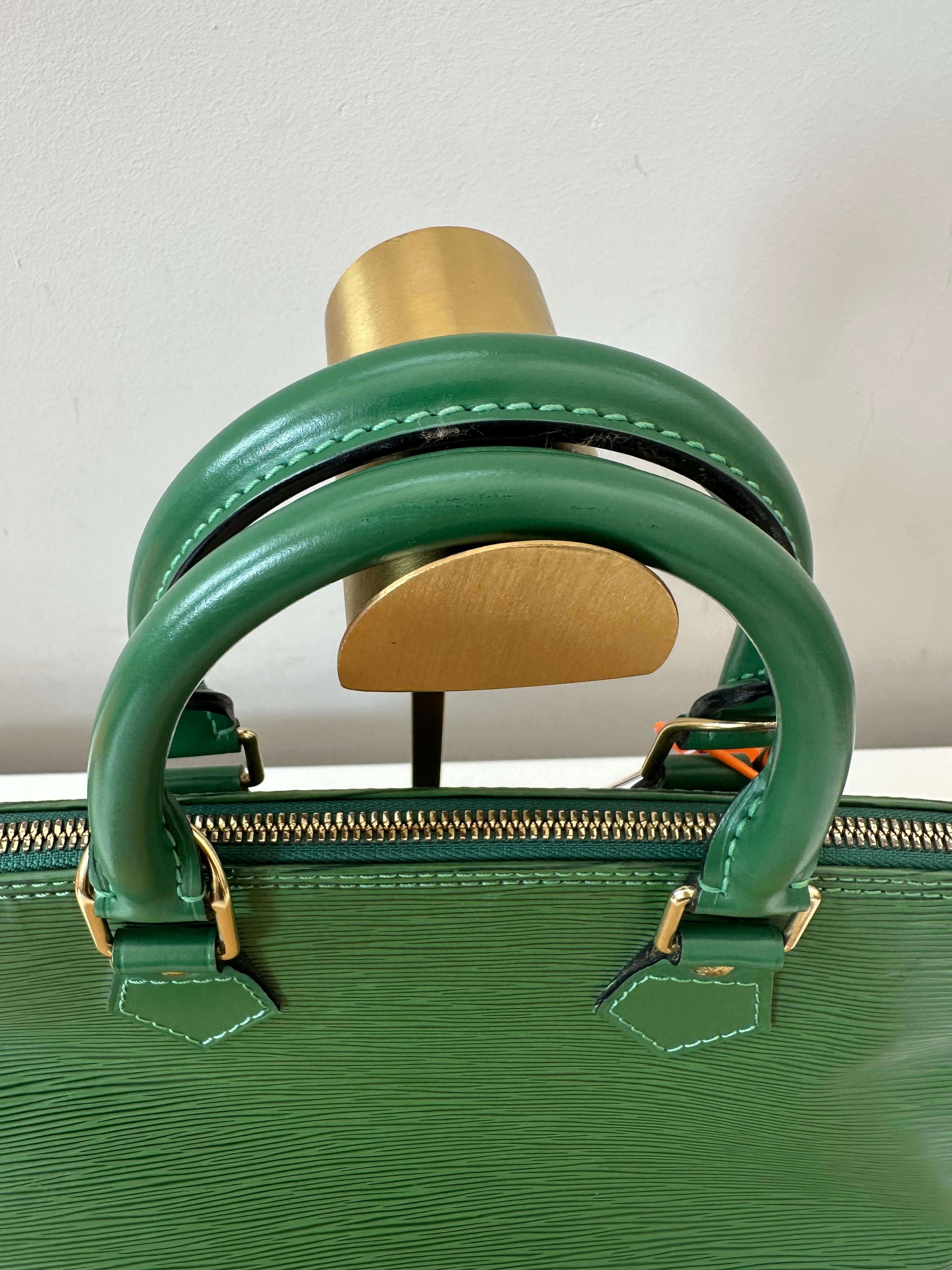 Louis Vuitton Alma Epi Green