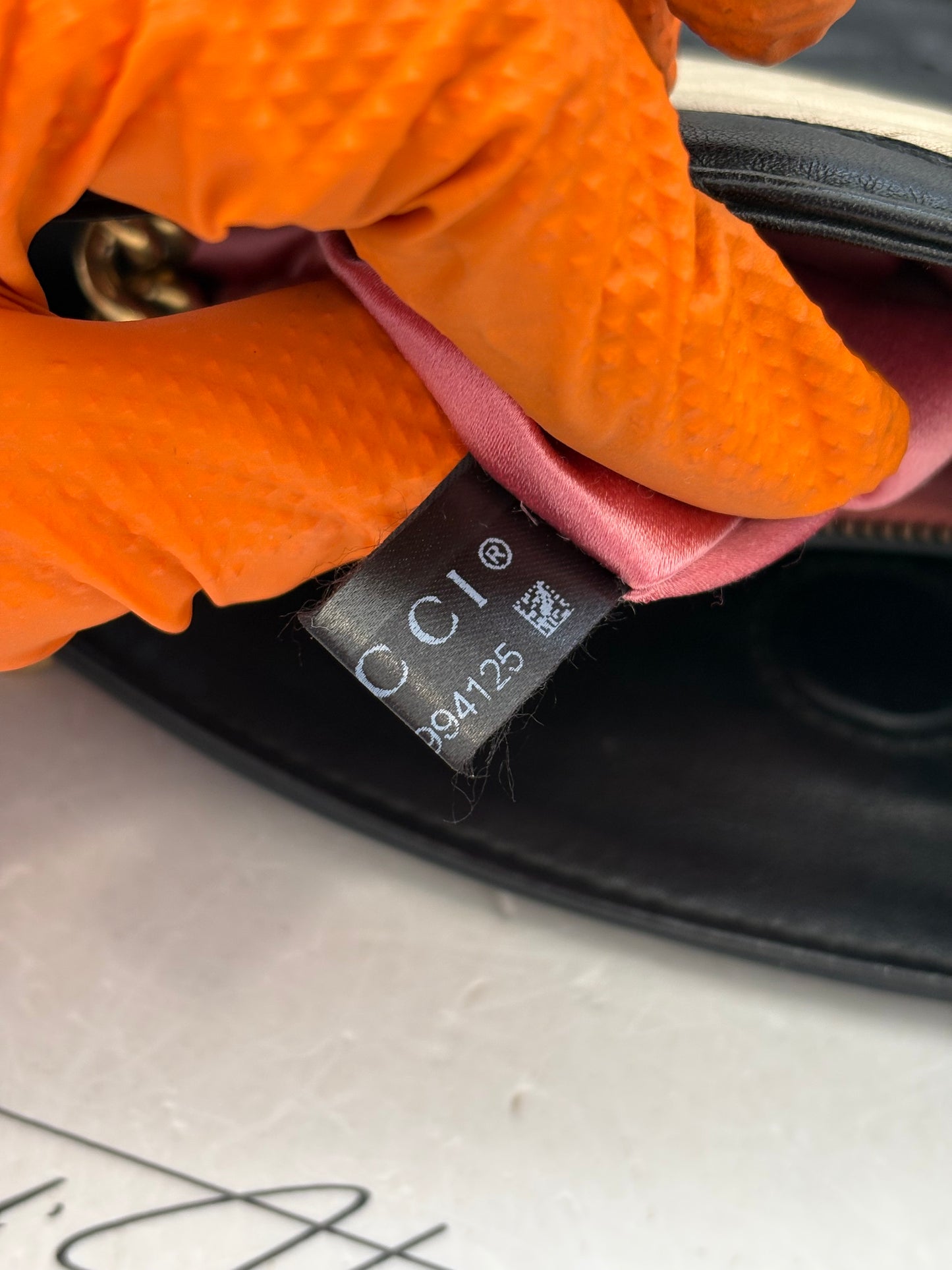 383693 - Gucci GG Marmont