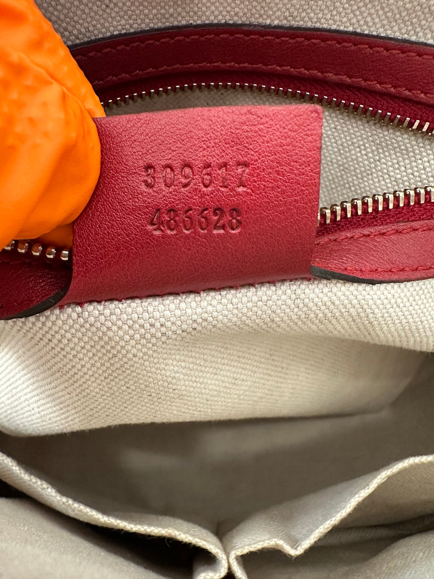 382585 - Gucci Microguccissima