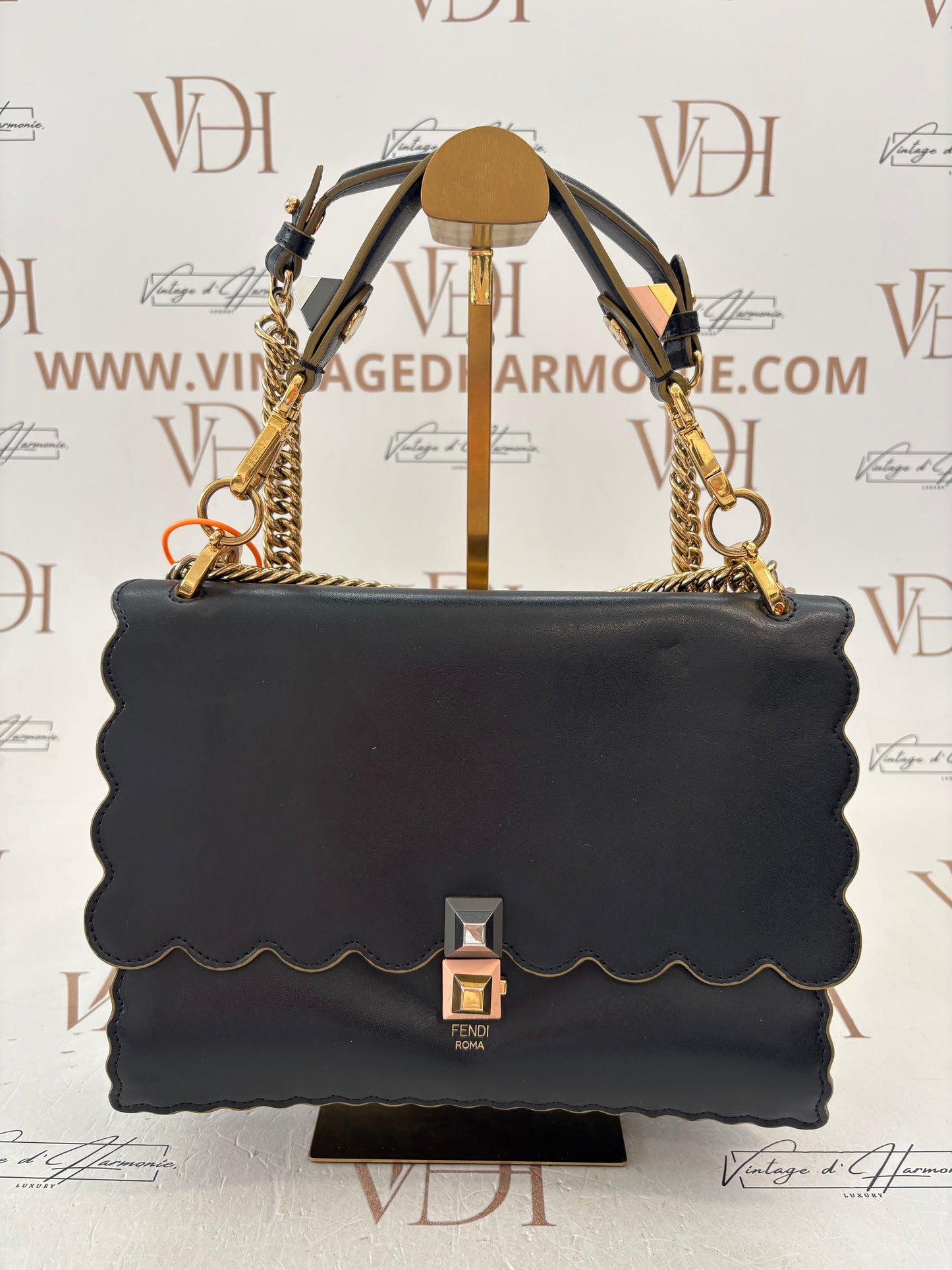 200740 - Fendi Kan