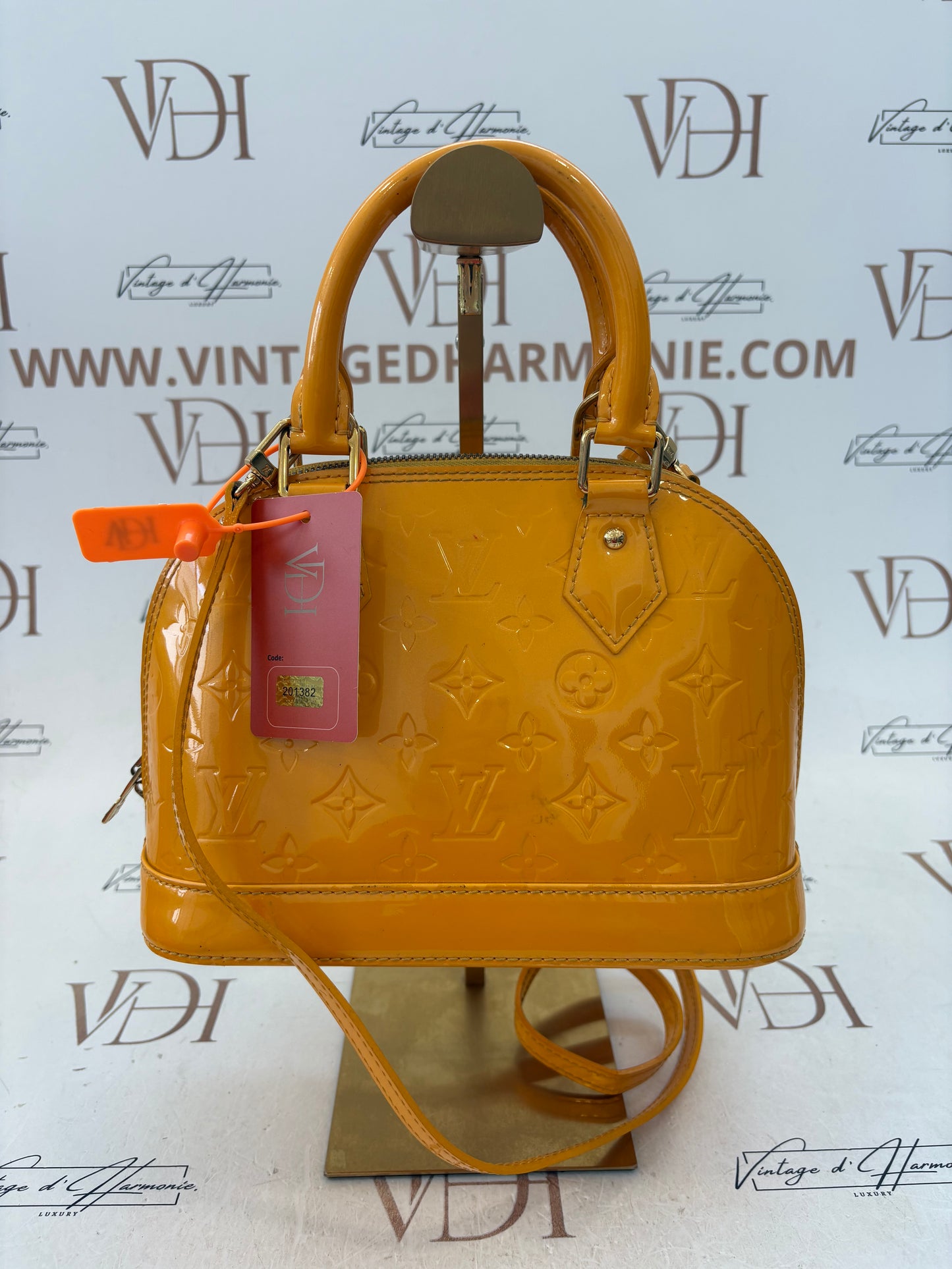 Louis Vuitton Alma BB