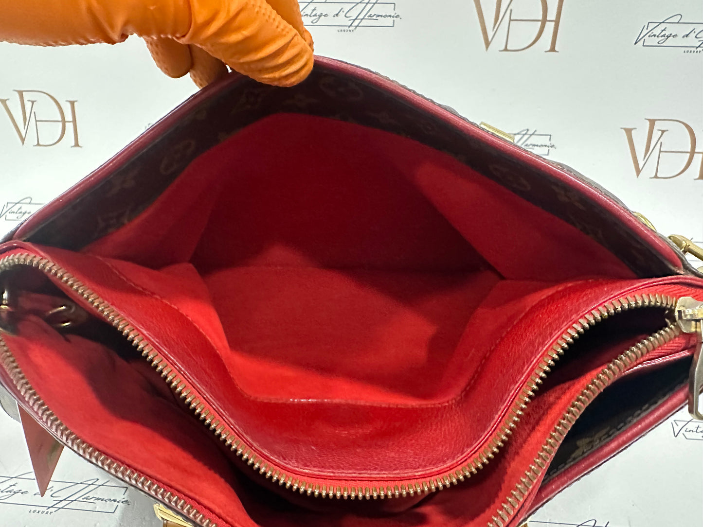 382945 -  - Louis Vuitton Pallas