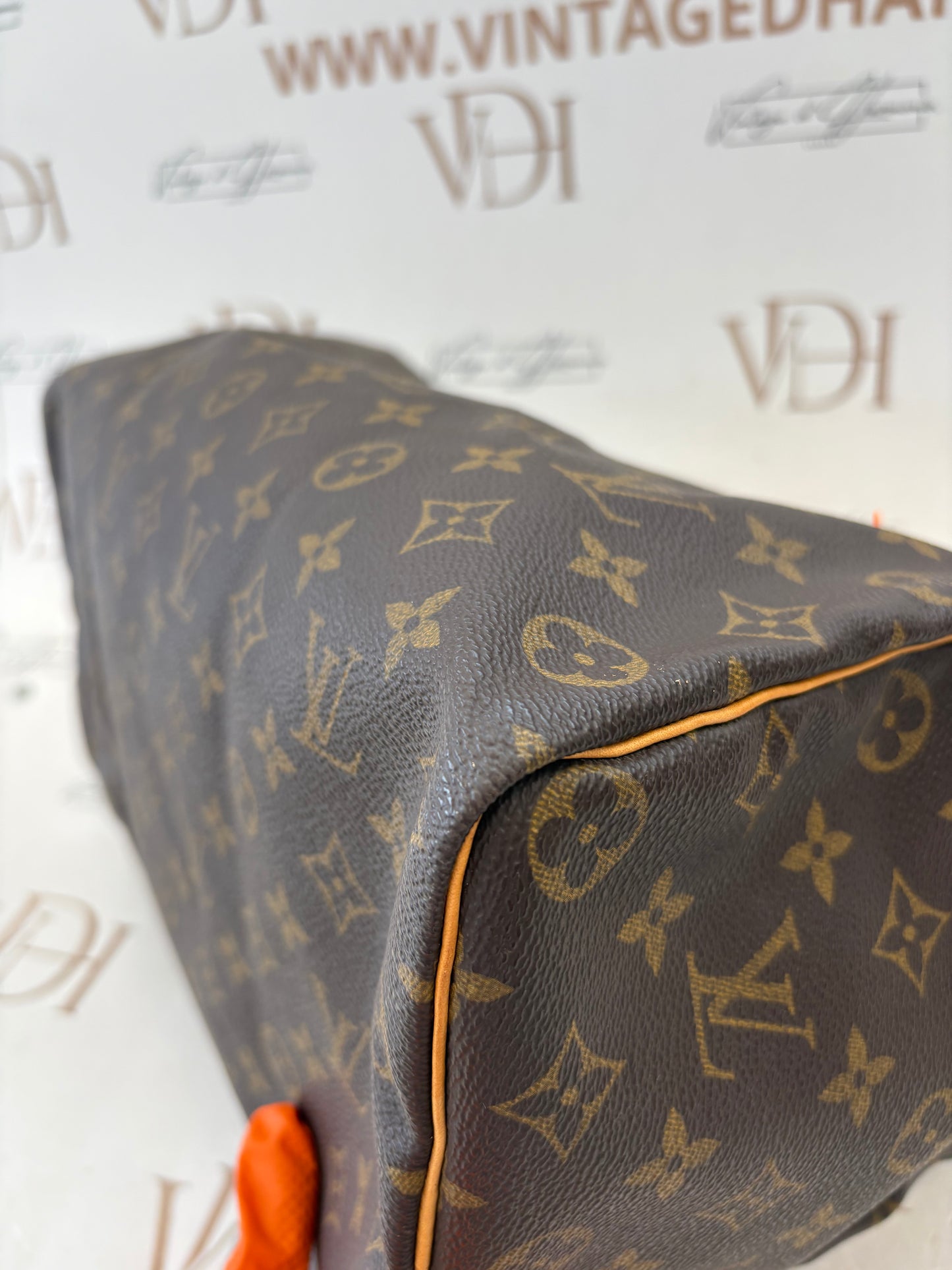018424 - Louis Vuitton Speedy 35