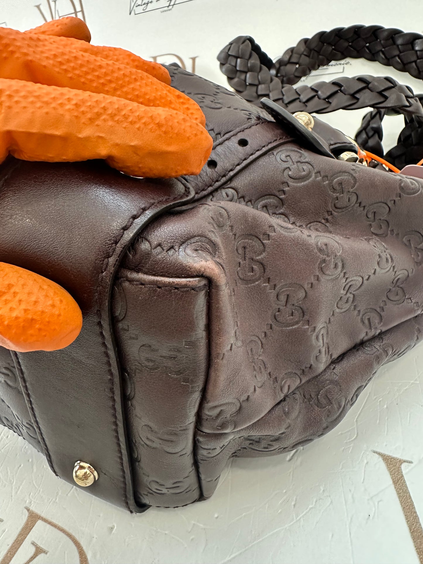 382572 - Gucci Pelham