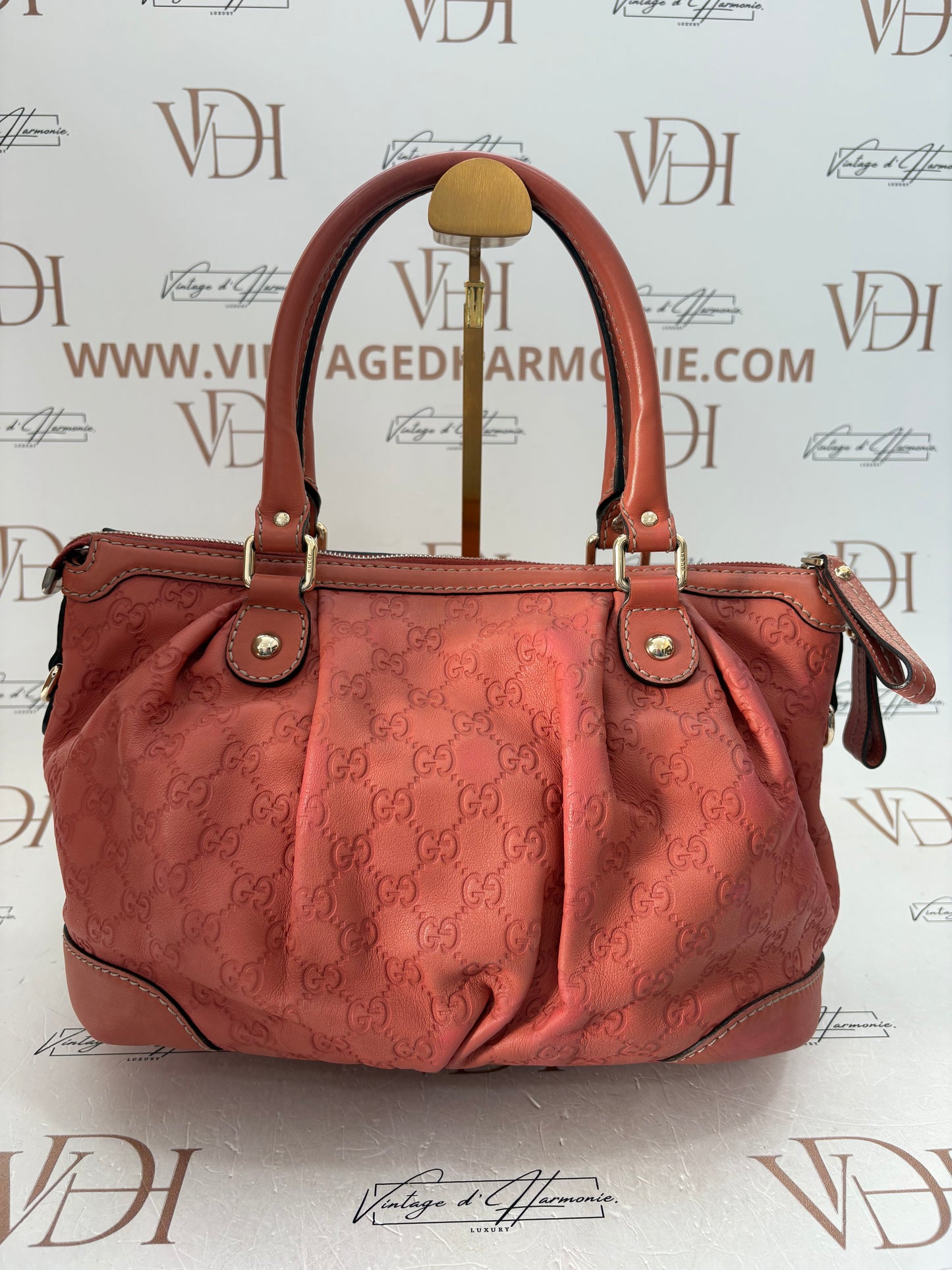 383174 - Gucci Sukey