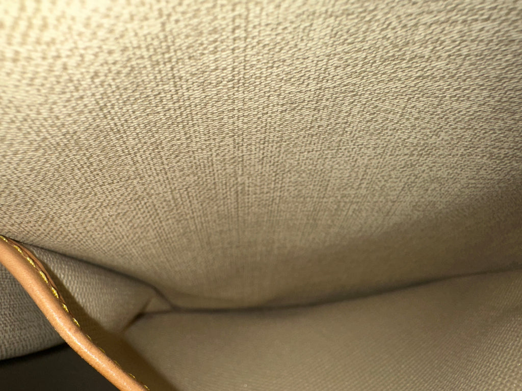 Louis Vuitton Deauville