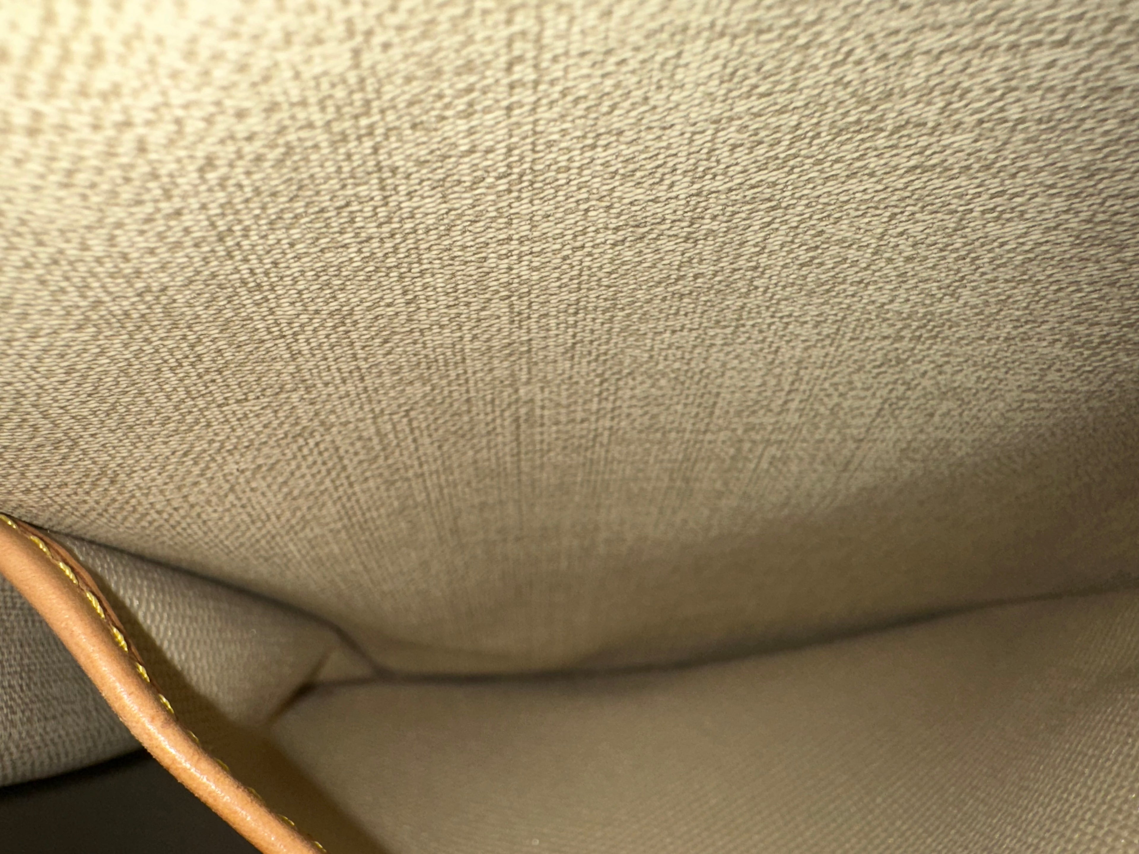 Louis Vuitton Deauville