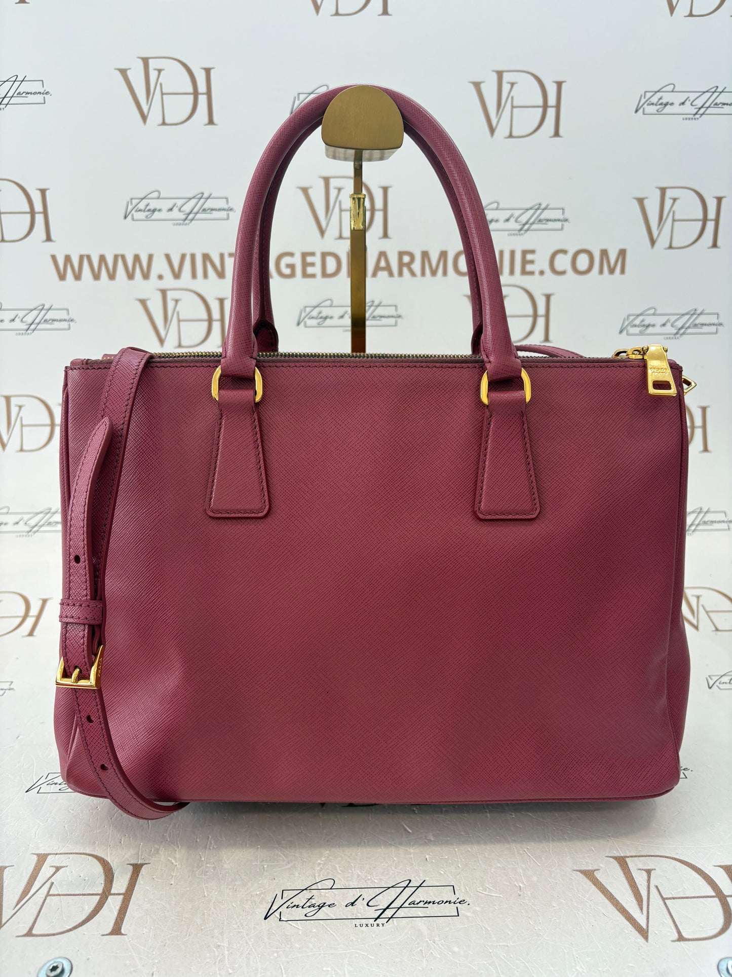 201020 - Prada Galleria Pink