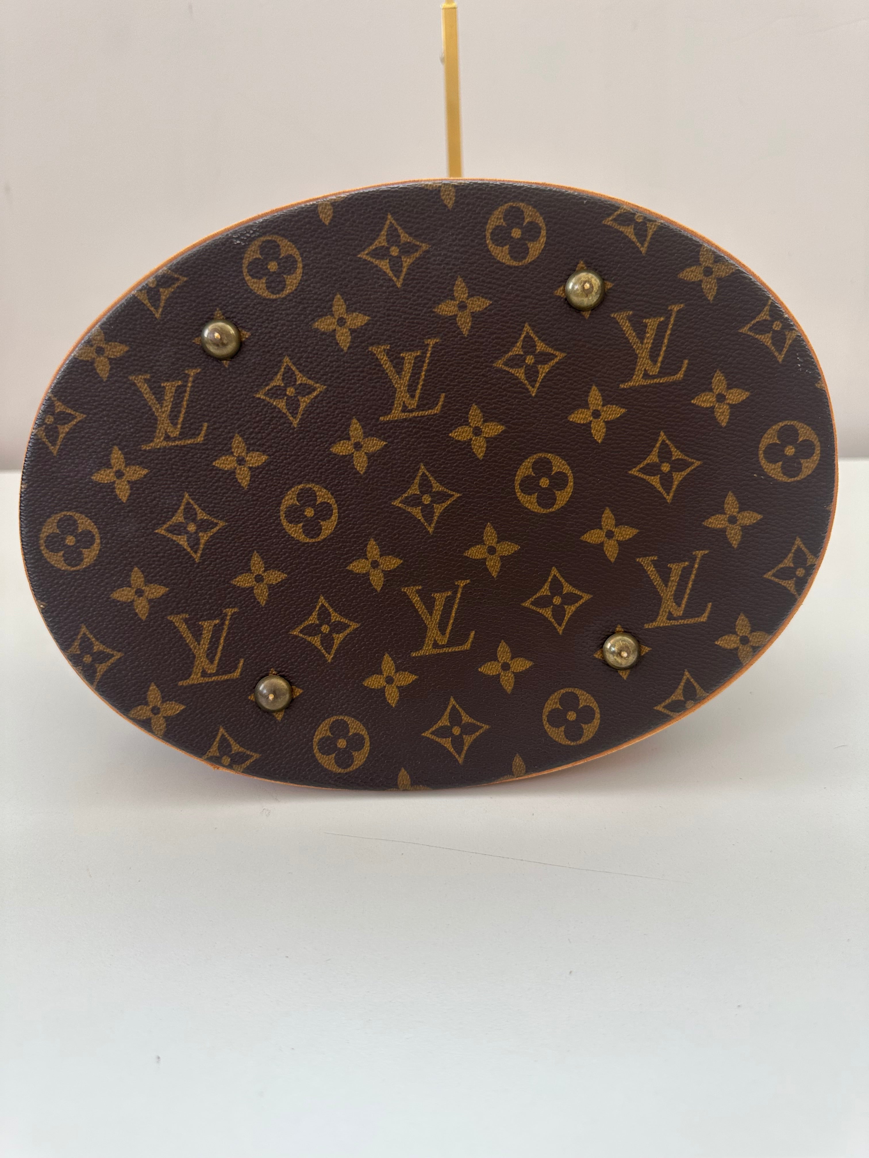 Louis Vuitton Bucket GM