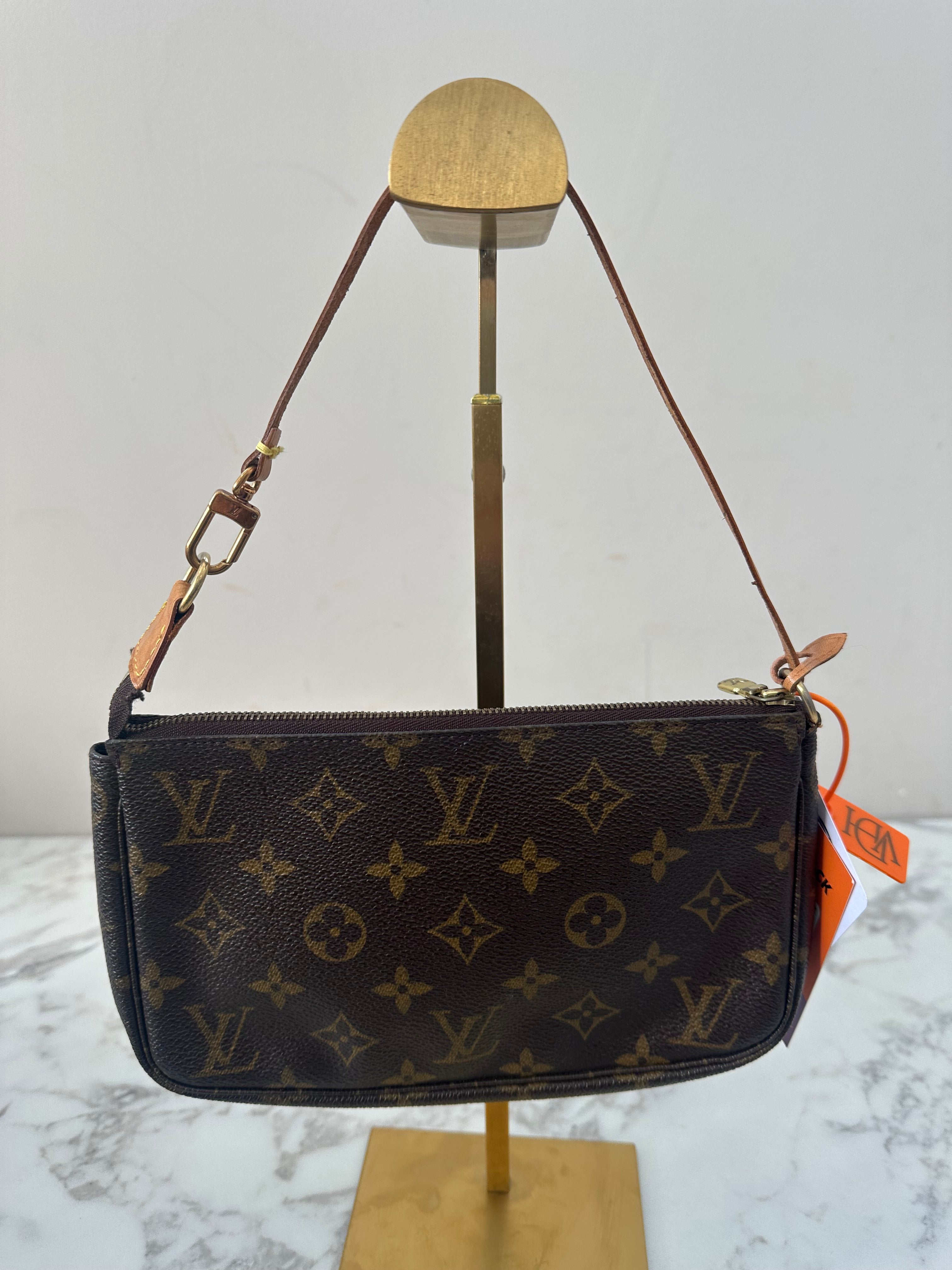 Louis Vuitton Pochette Accessoires