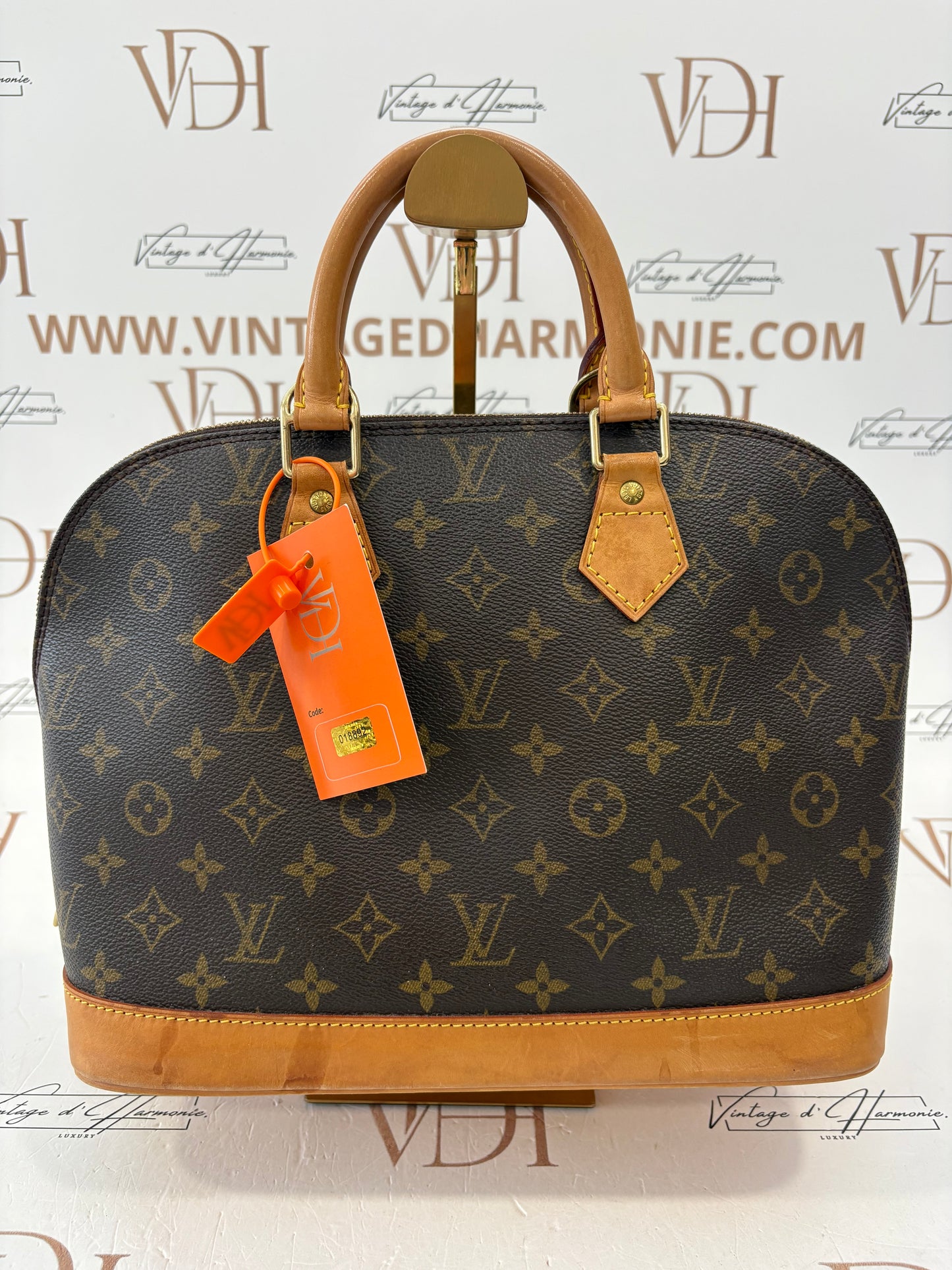 018892 - Louis Vuitton Alma