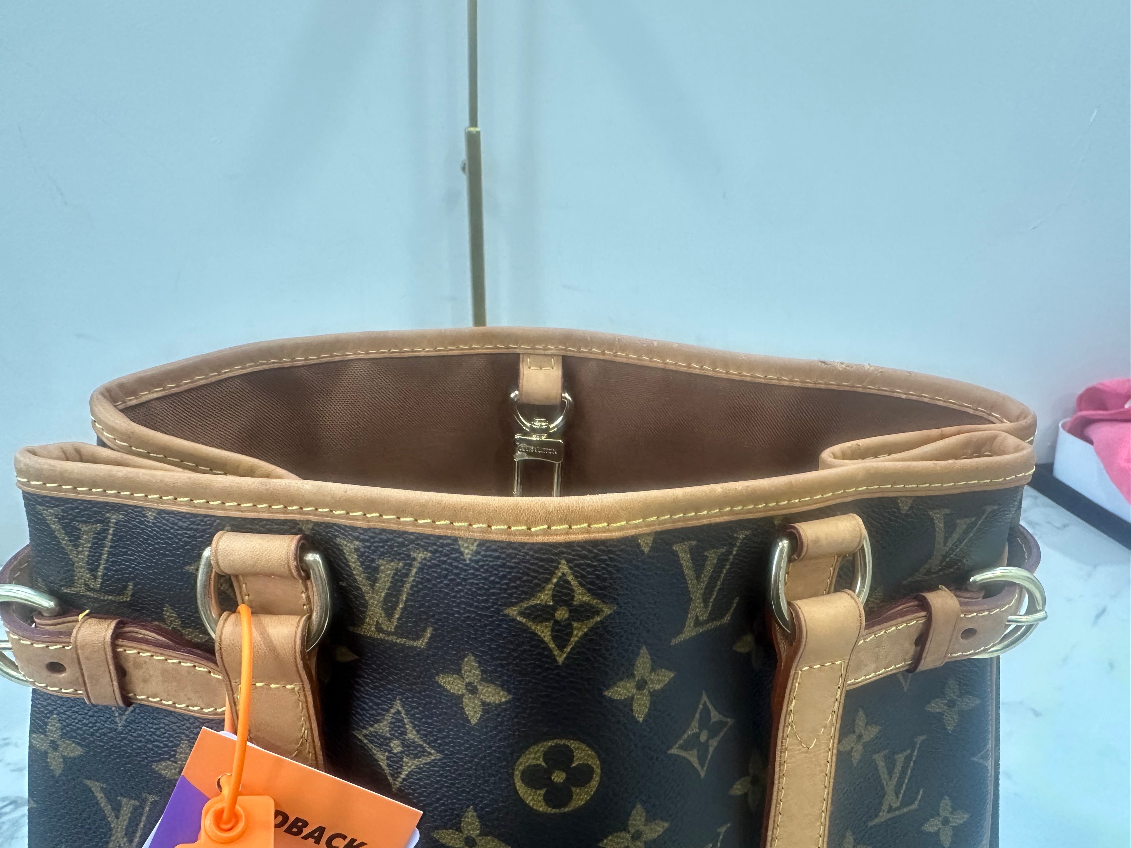 Louis Vuitton Batignolles Vertical