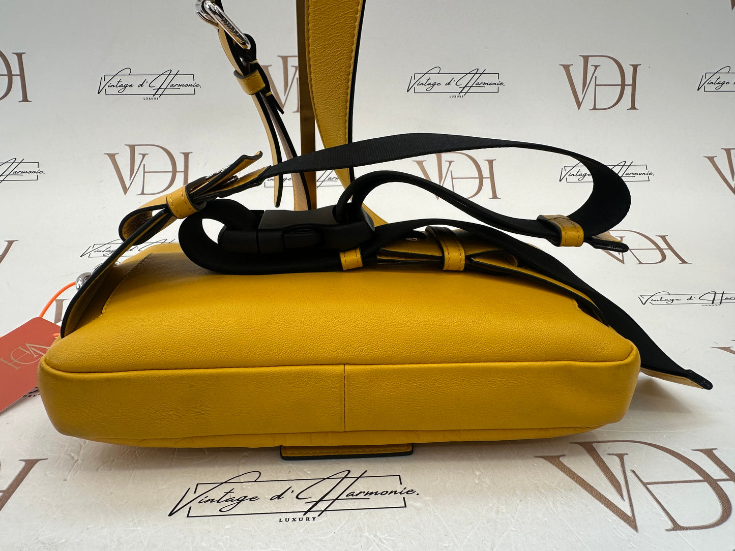382667 - Fendi Baguette