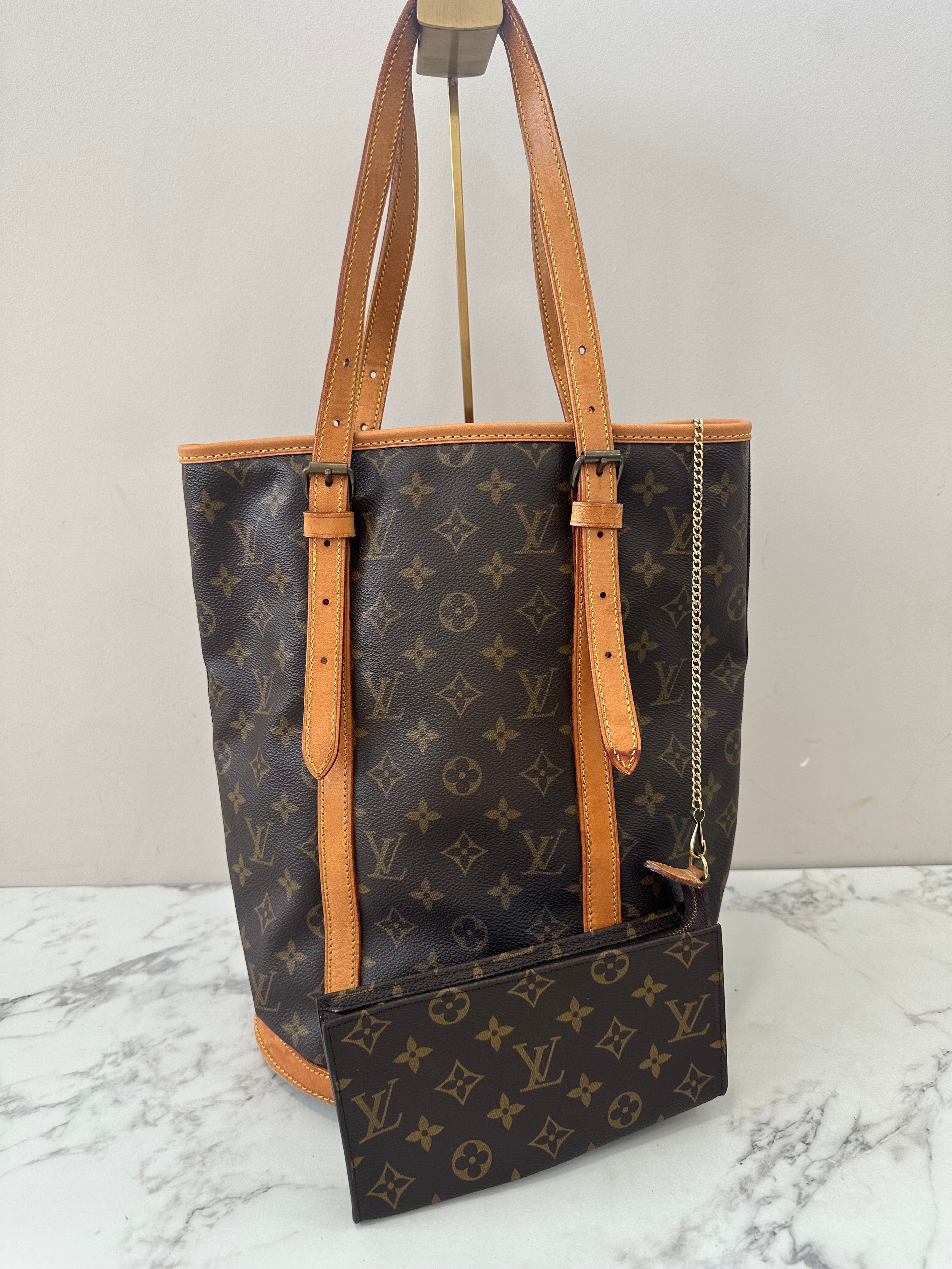 Louis Vuitton Bucket GM