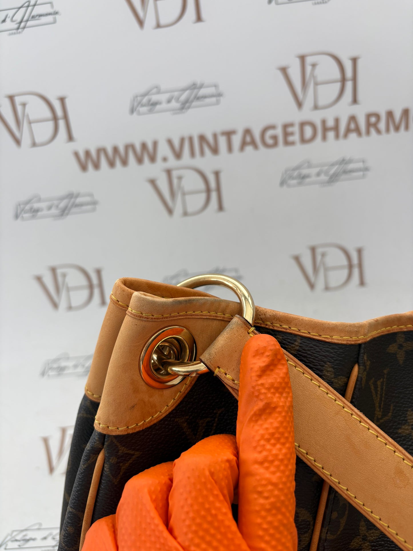 017626 - Louis Vuitton Galliera PM