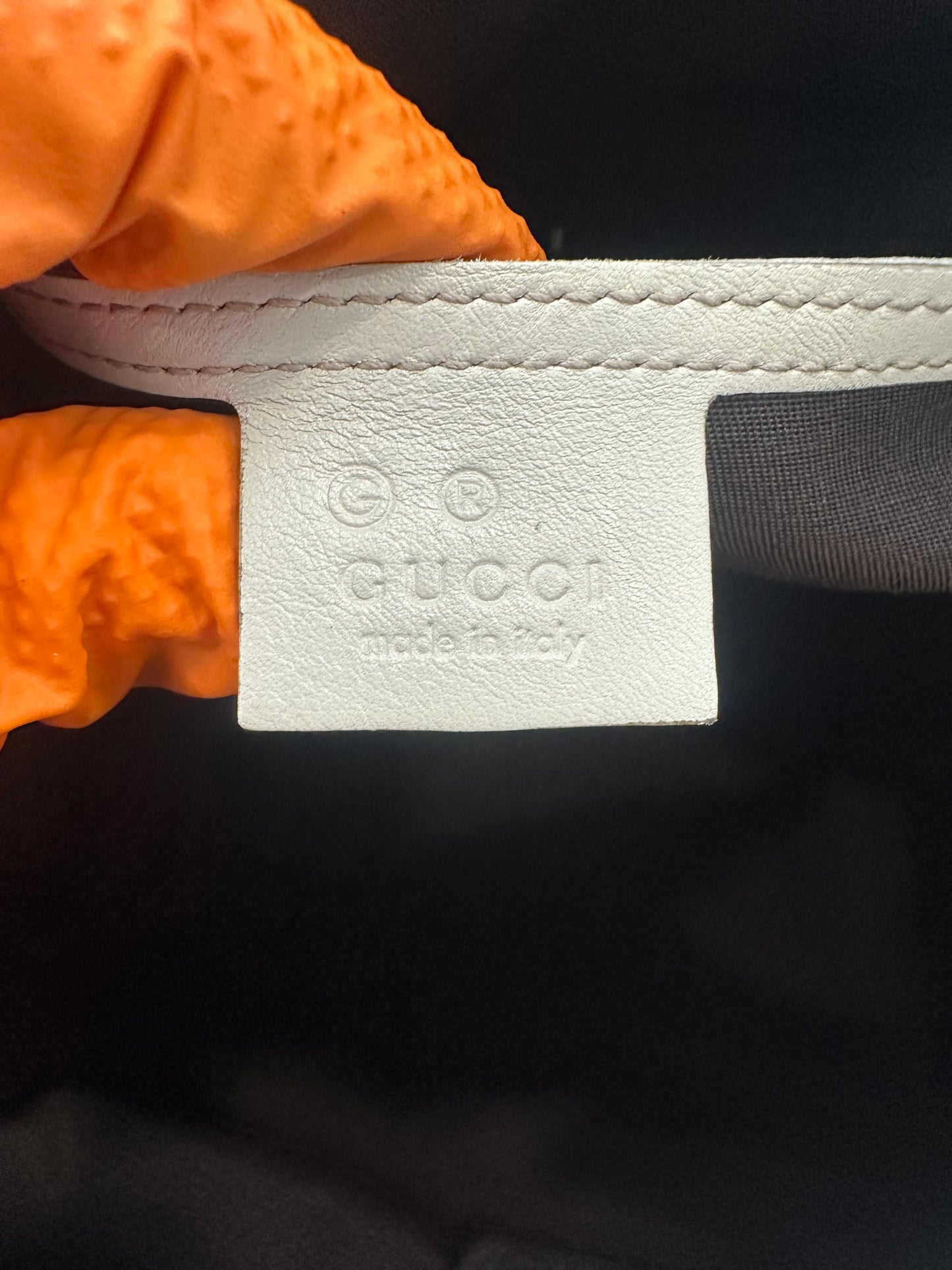 382749 - Gucci Bauletto White