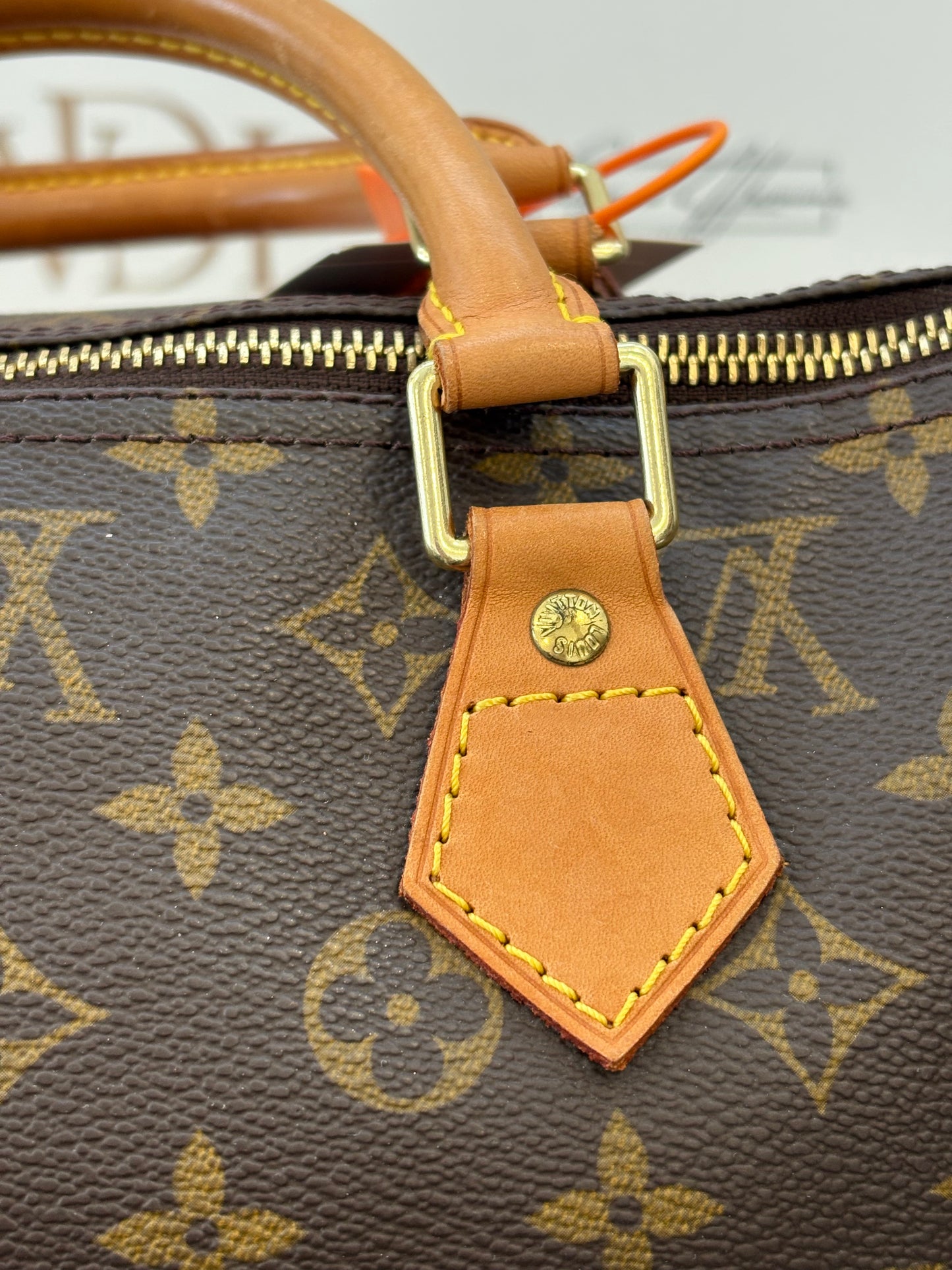 018862 - Louis Vuitton Speedy 40