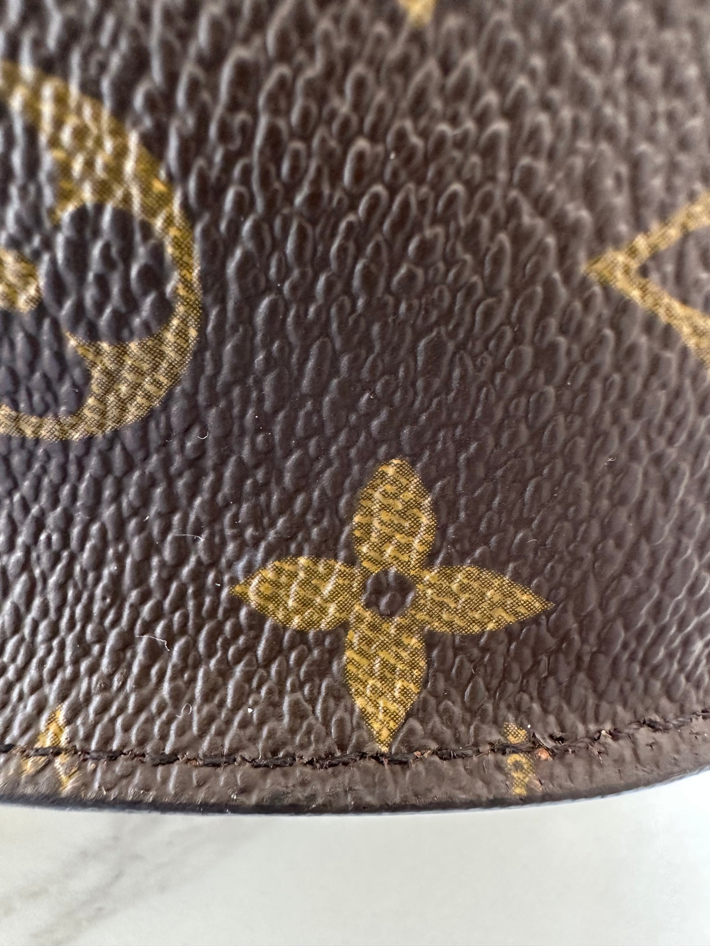 Louis Vuitton Saint Cloud MM