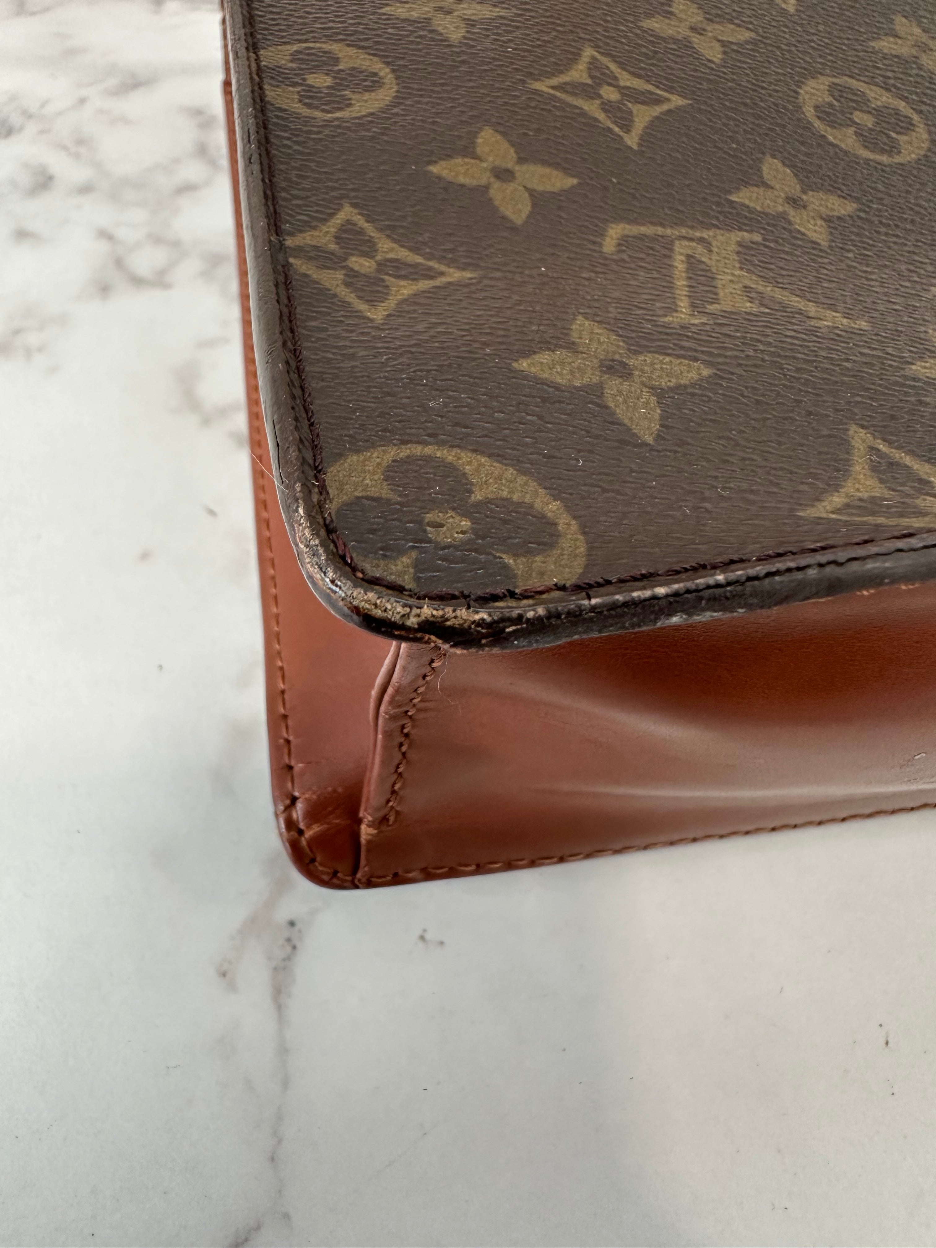 Louis Vuitton Monceau 26