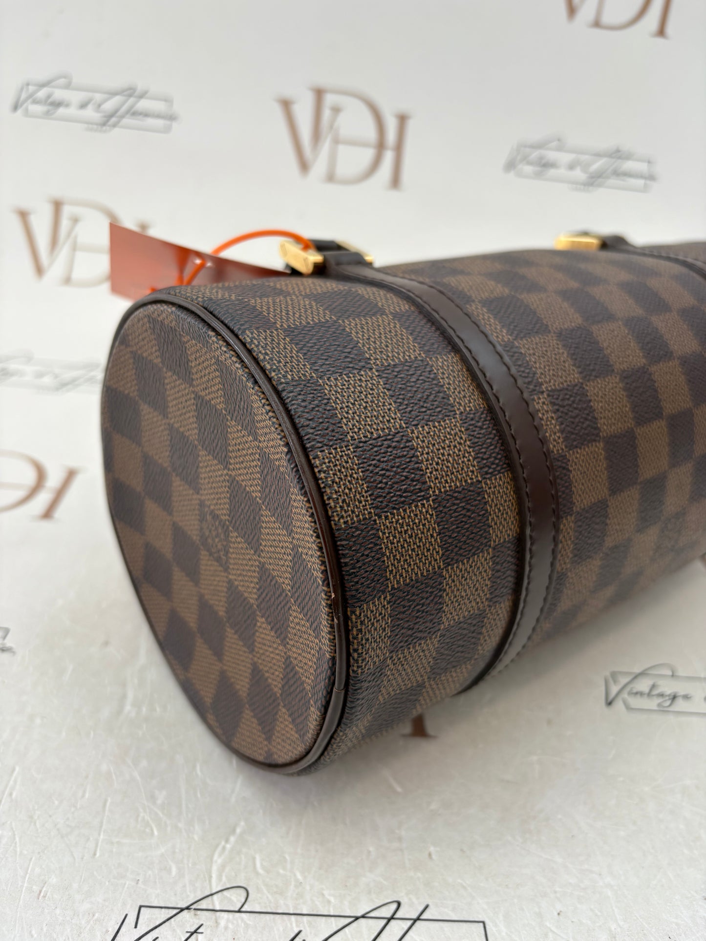 018893 - Louis Vuitton Papillon 26