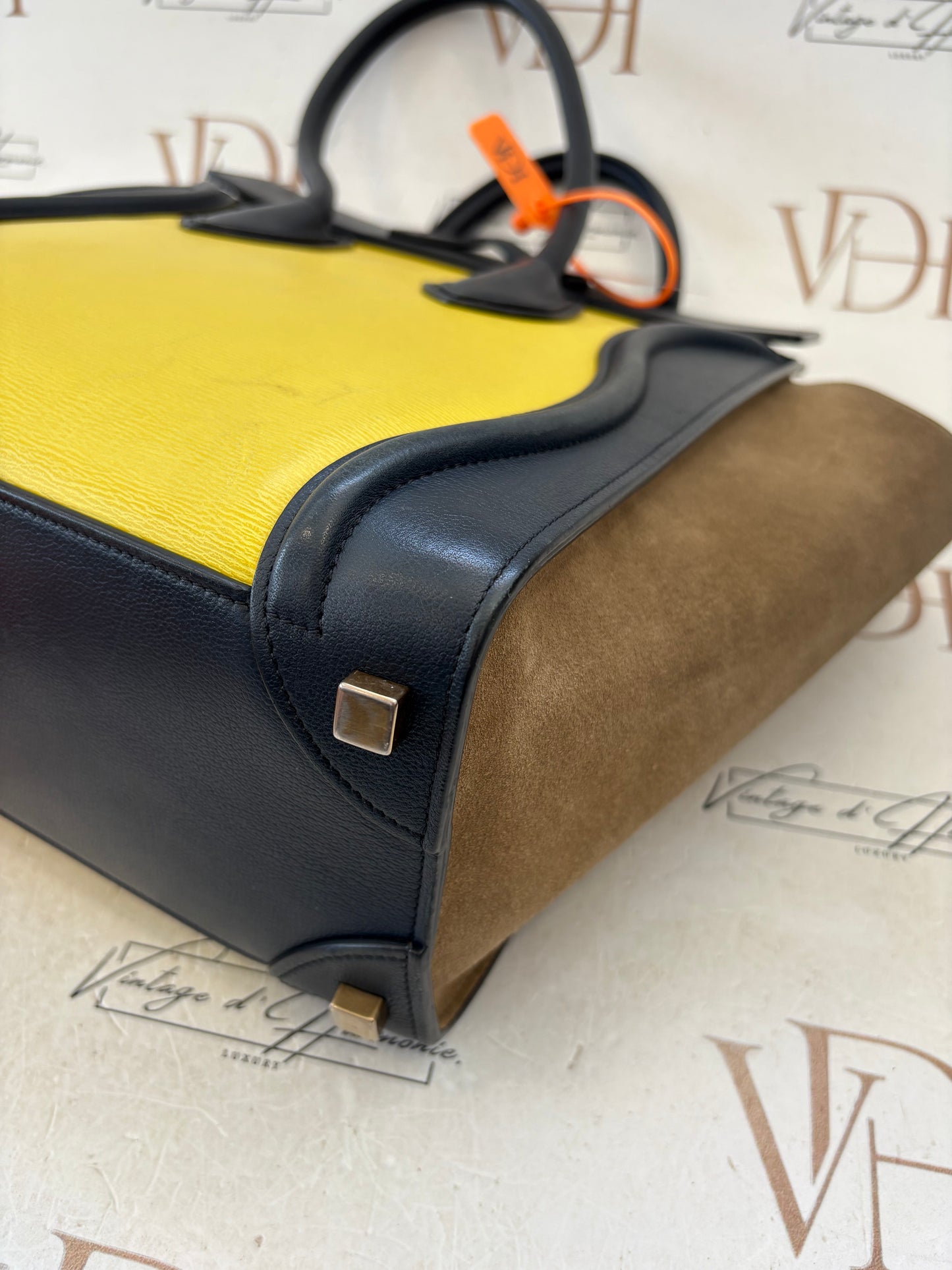 201381 - Céline Luggage