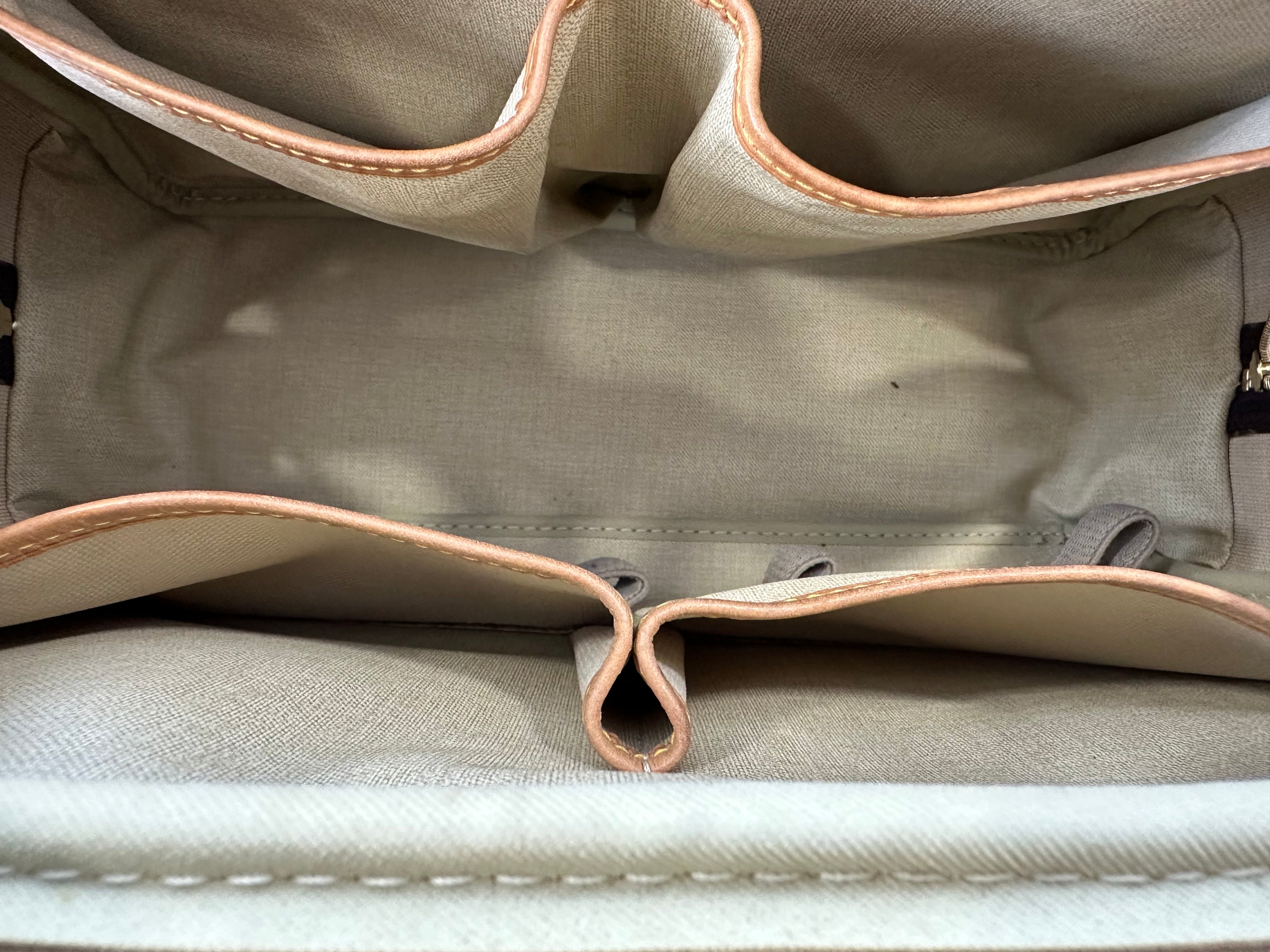 Louis Vuitton Deauville