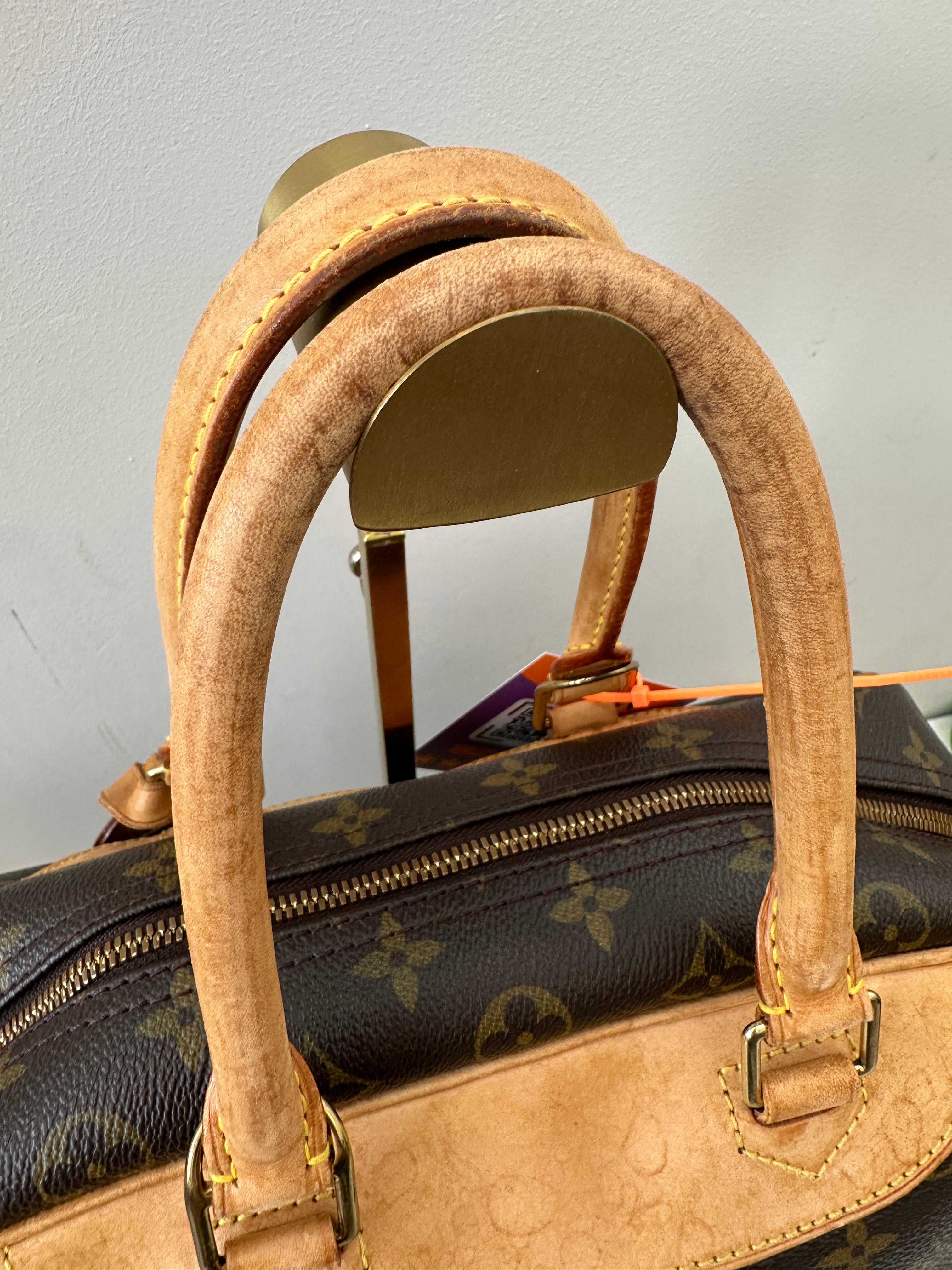 Louis Vuitton Deauville