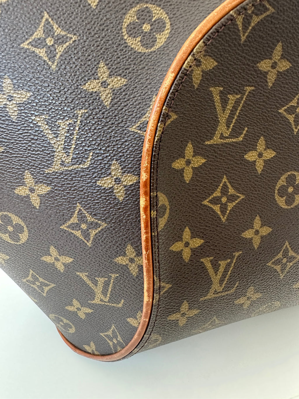 Louis Vuitton Ellipse MM