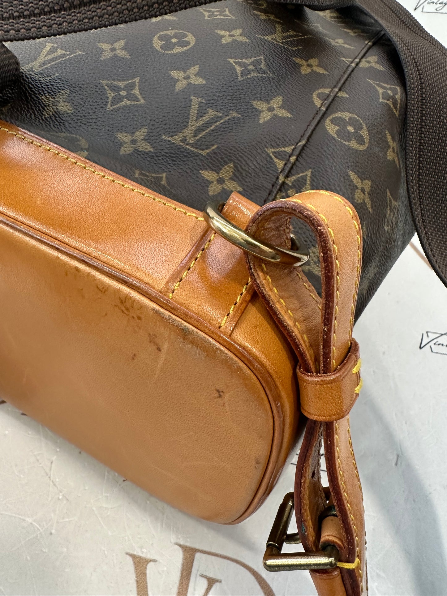 016954 - Louis Vuitton Montsouris GM