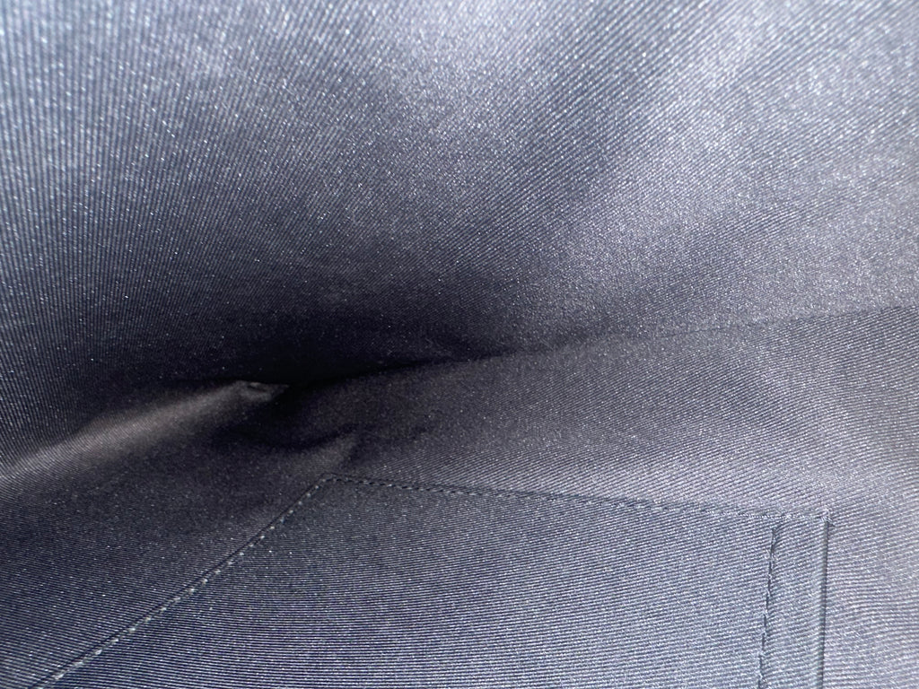 Louis Vuitton Damier infini Pochette discovery