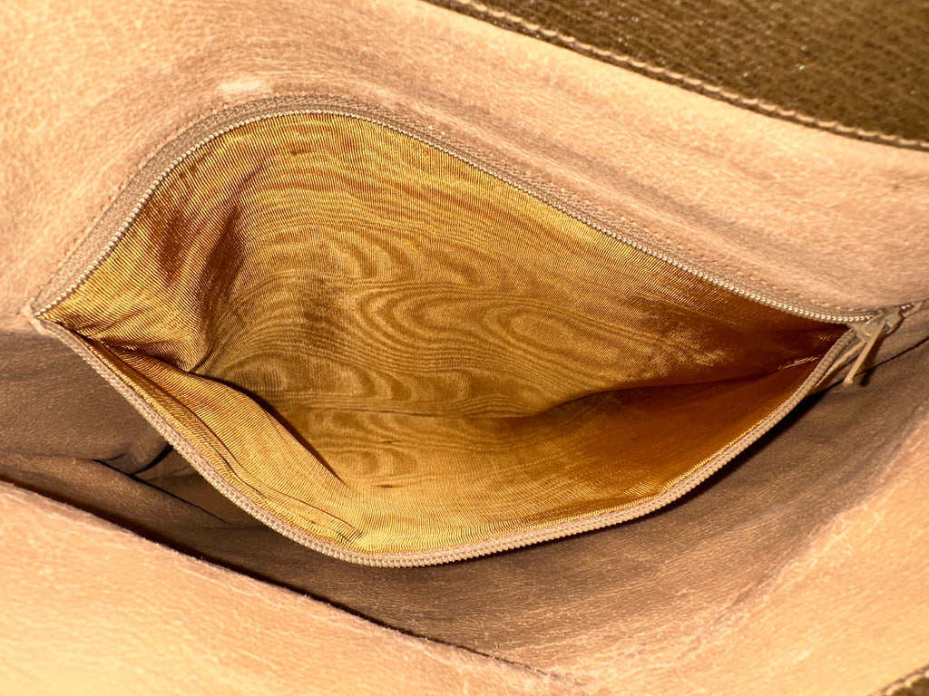 Gucci Pochette Interlocking