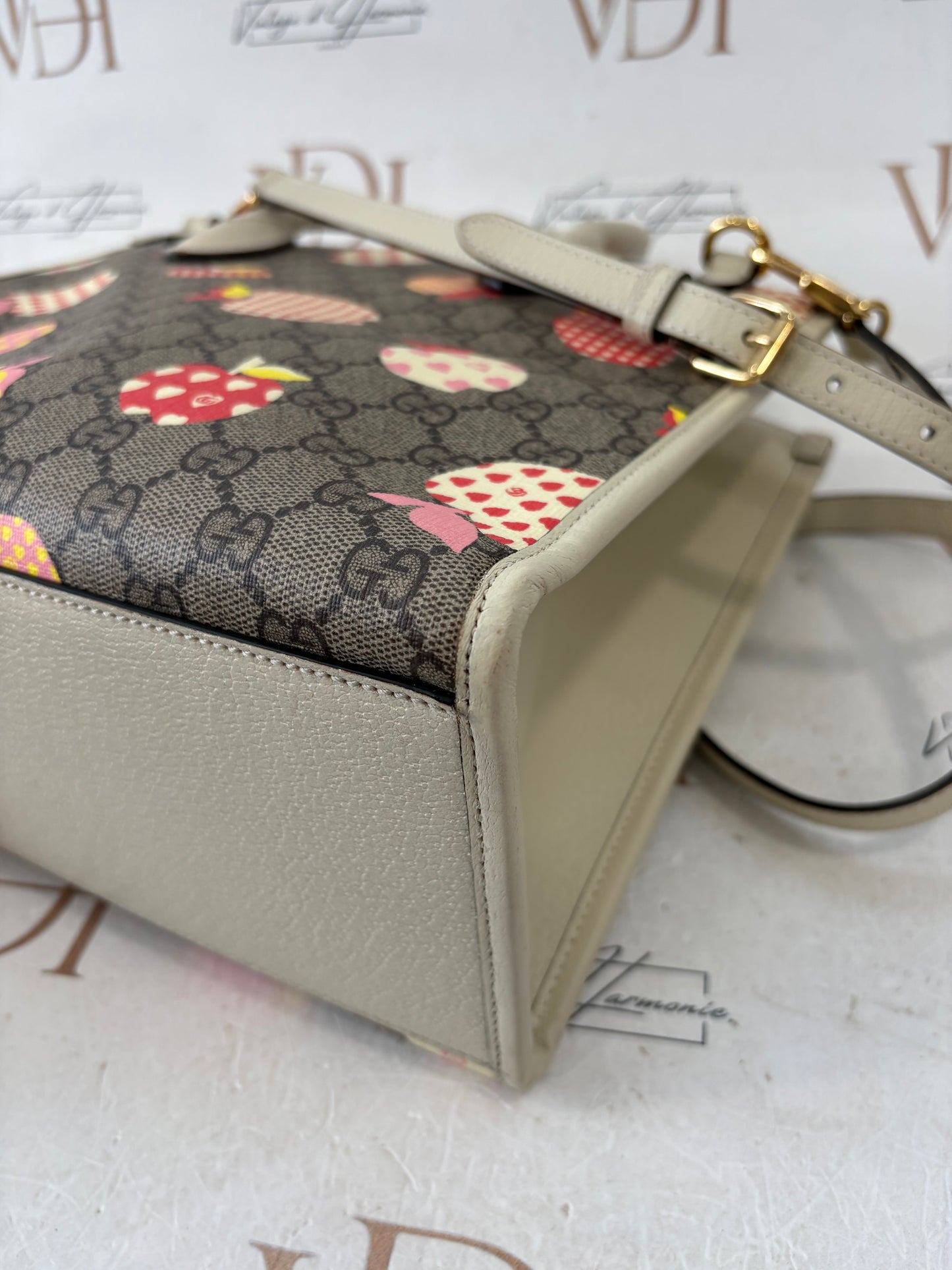 018349 - Gucci GG 2Way