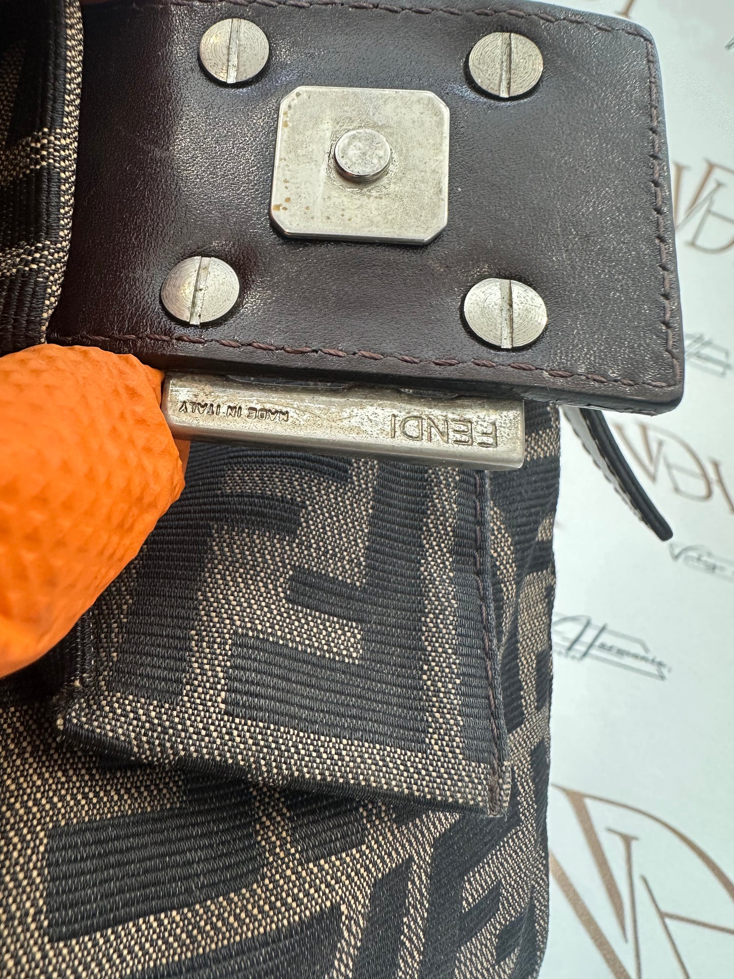 382677 - Fendi Mamma Forever