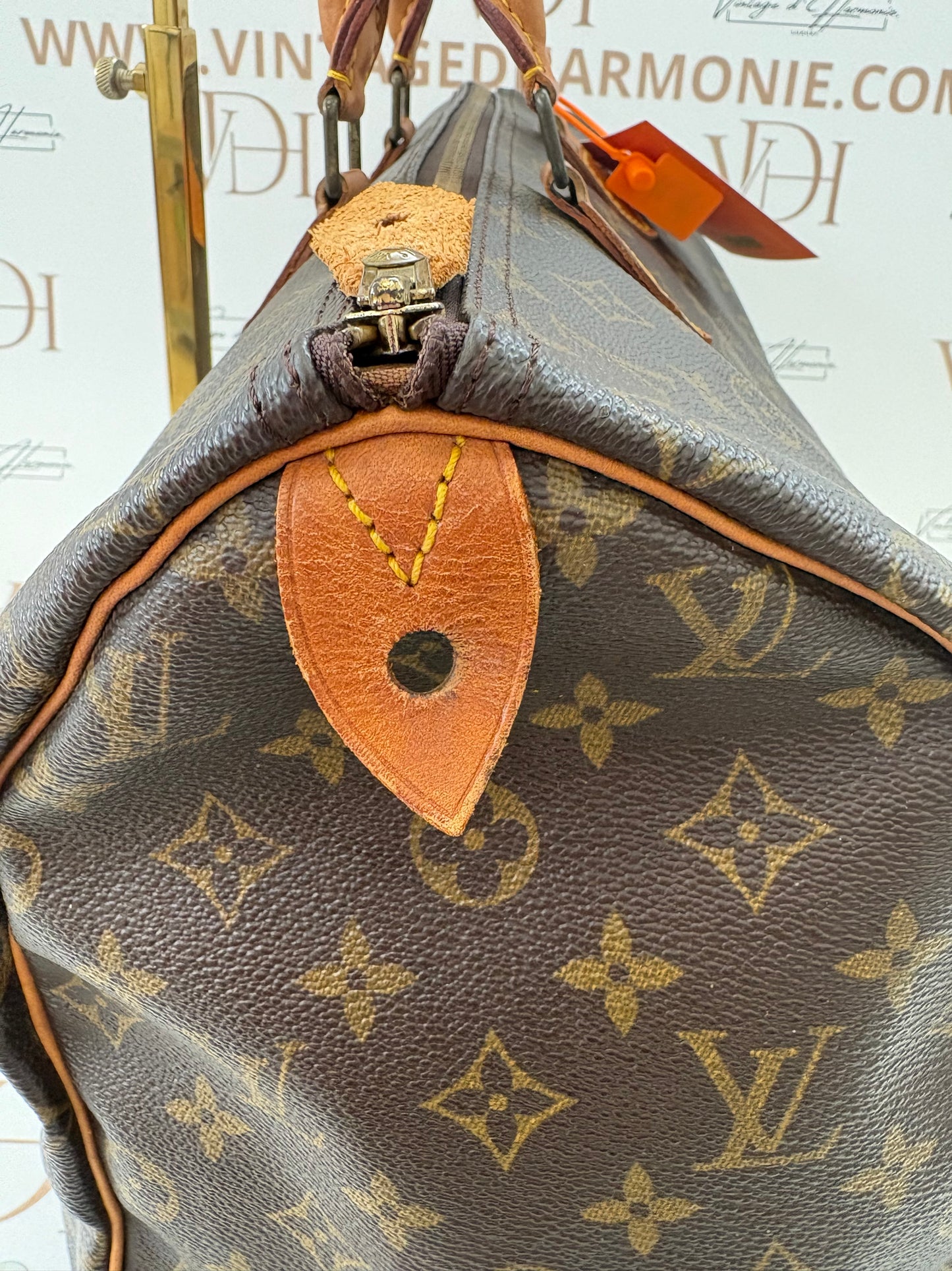 018759 - Louis Vuitton Speedy 40
