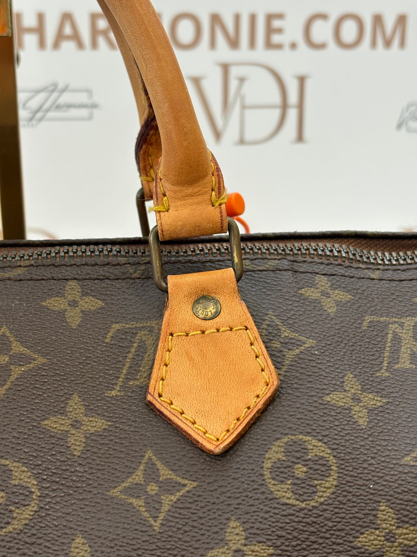 018545 - Louis Vuitton Speedy 35