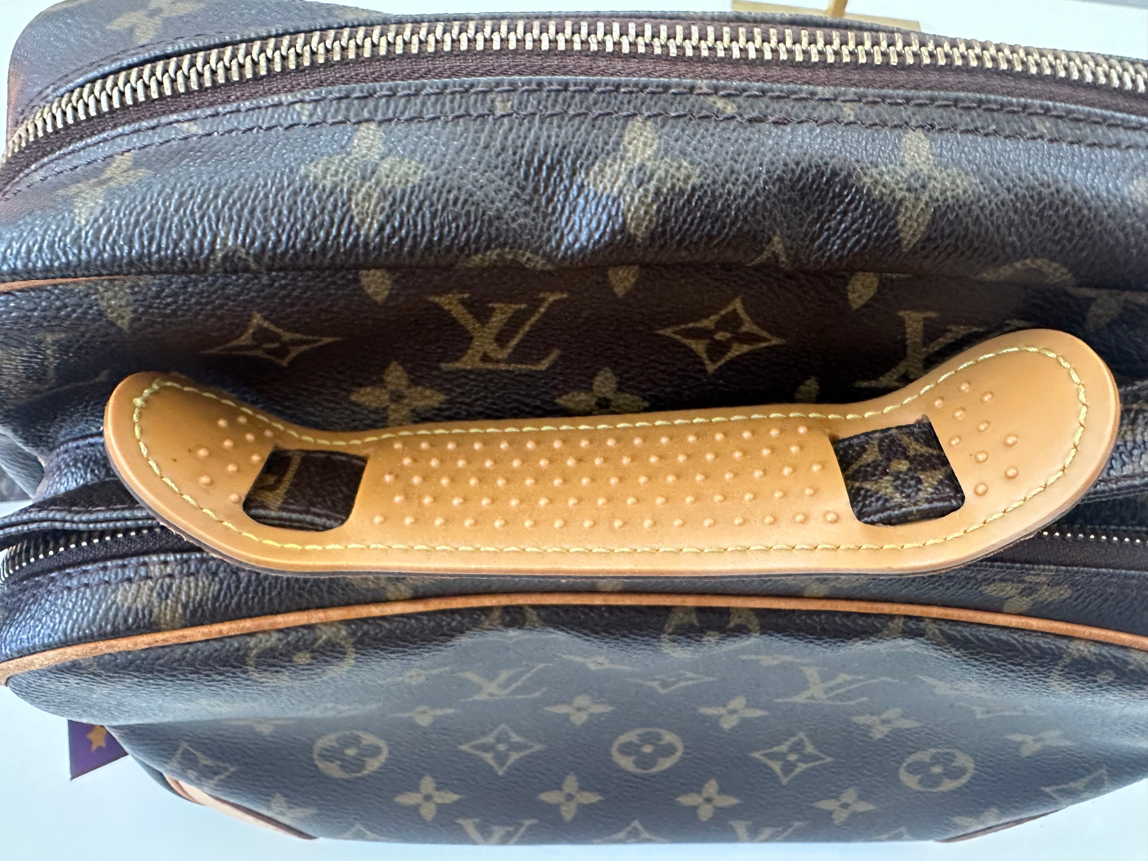Louis Vuitton Nile
