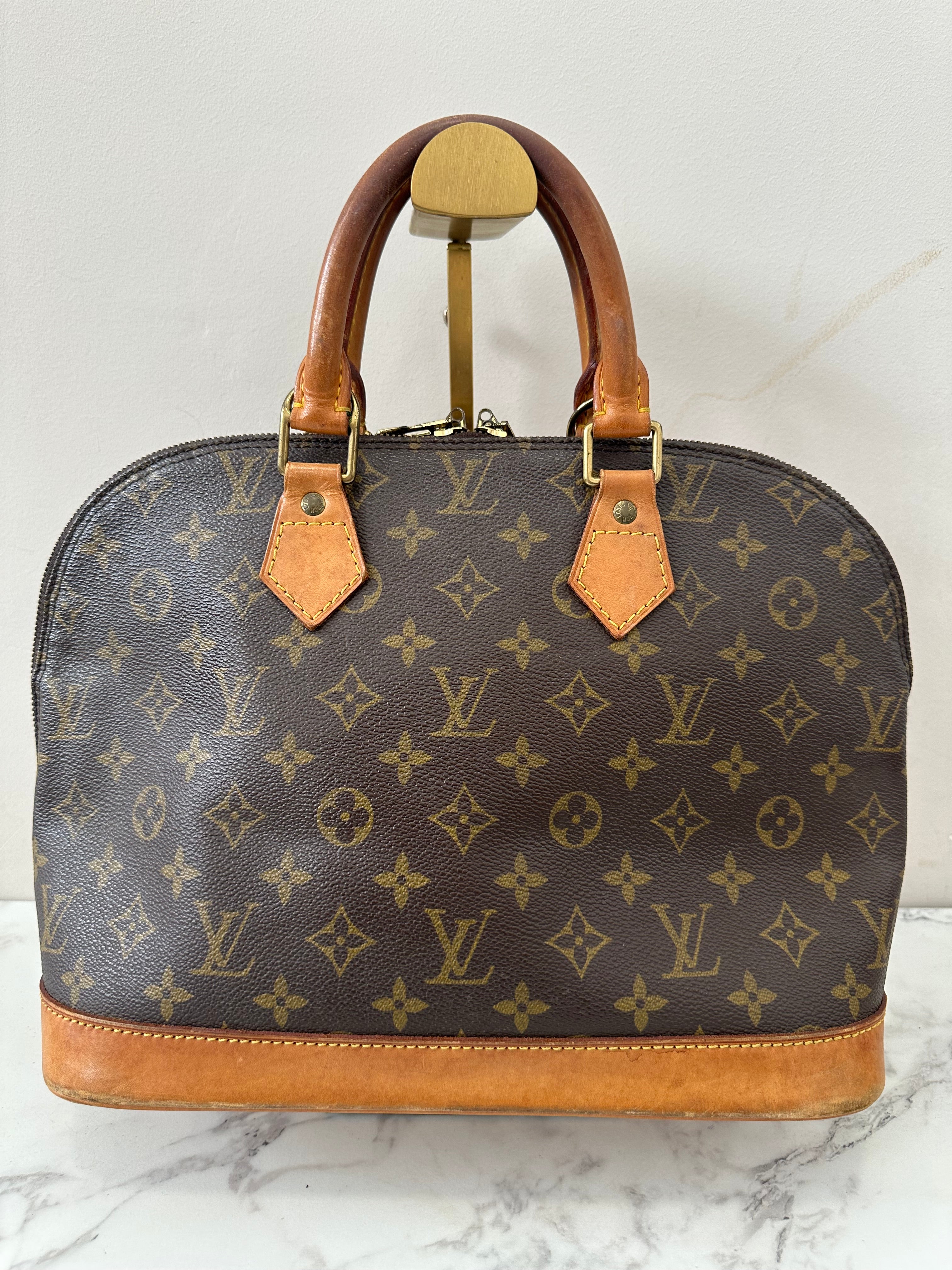 Louis Vuitton Alma