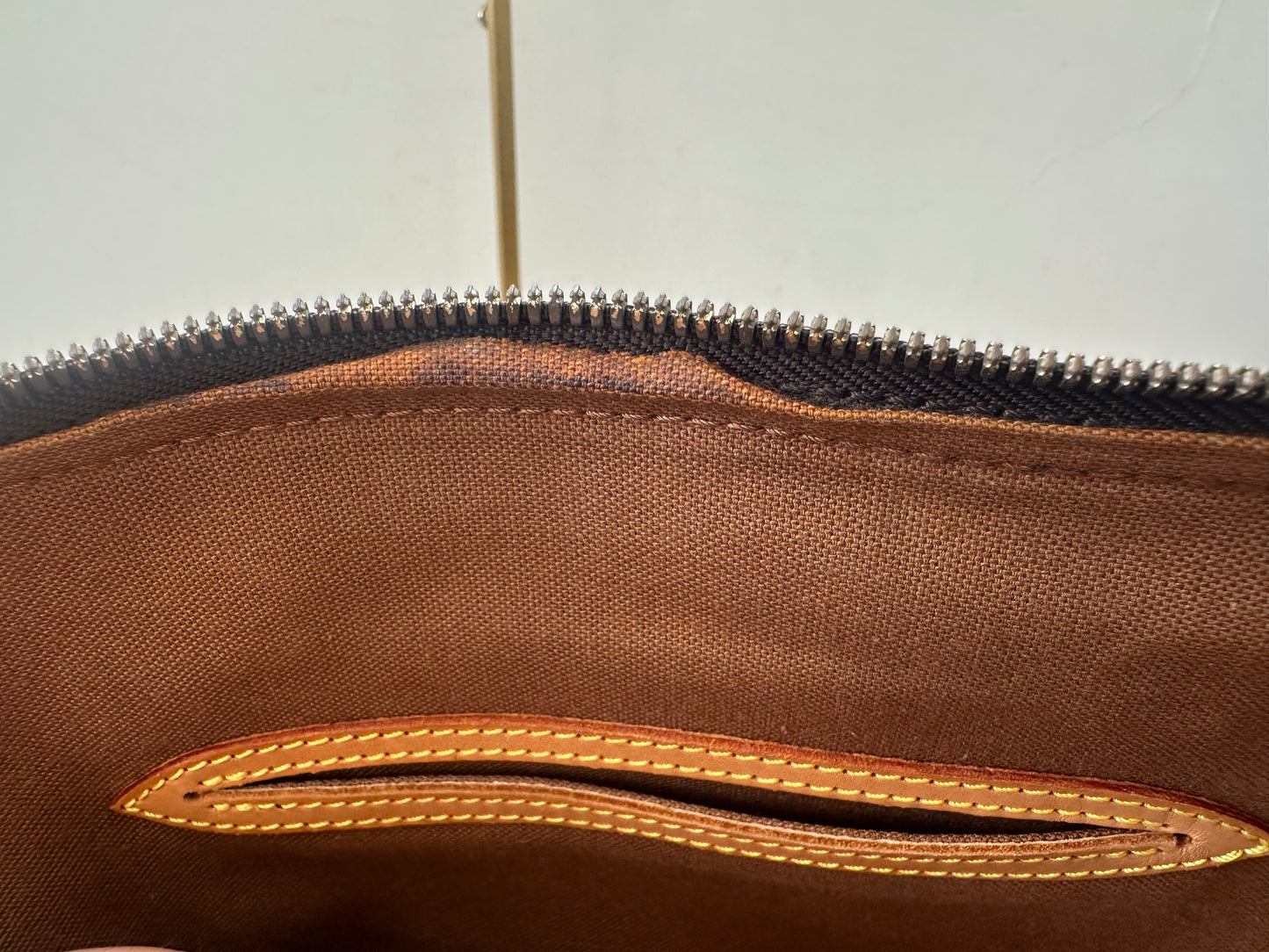 Louis Vuitton Alma