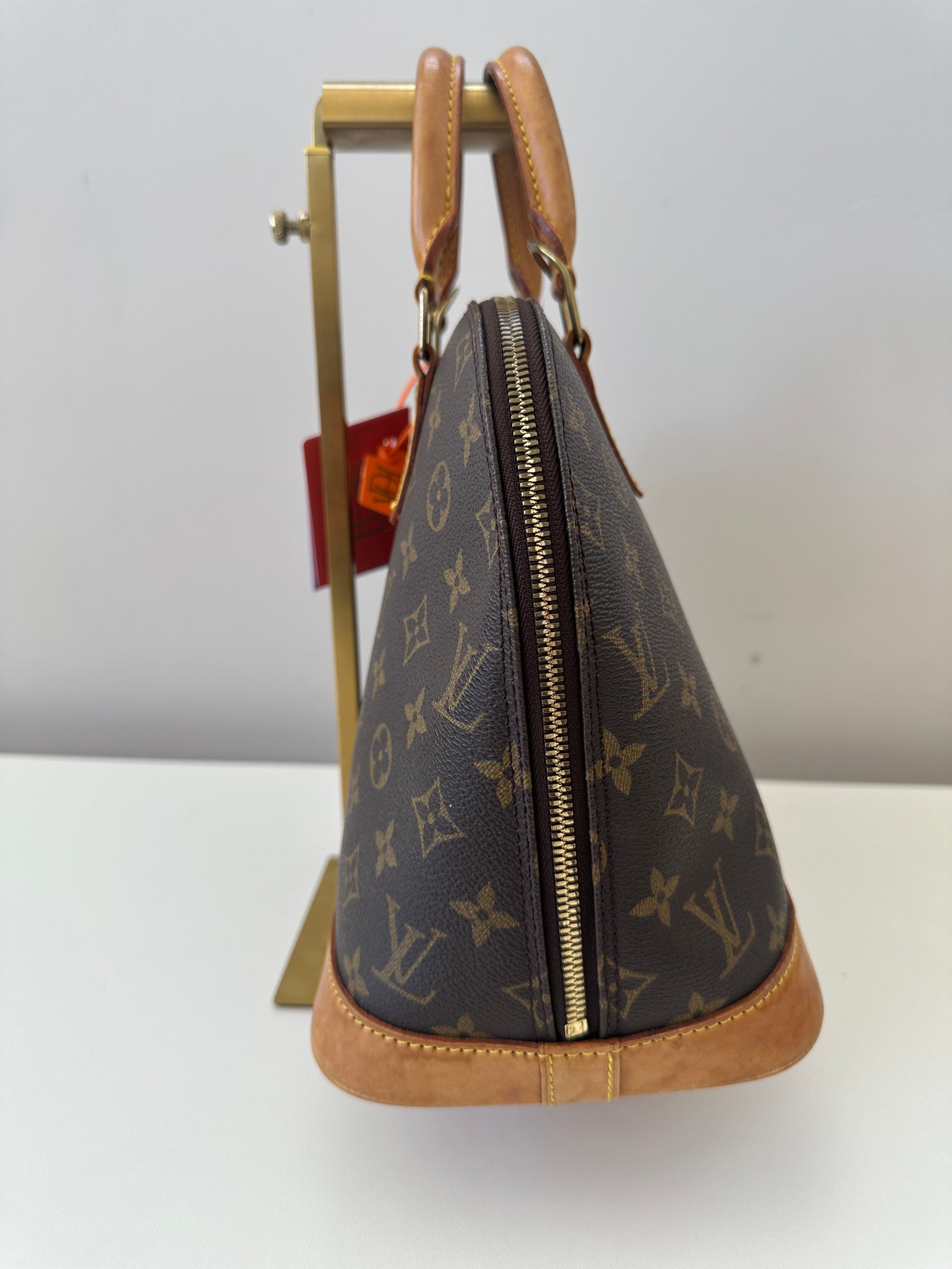 Louis Vuitton Alma