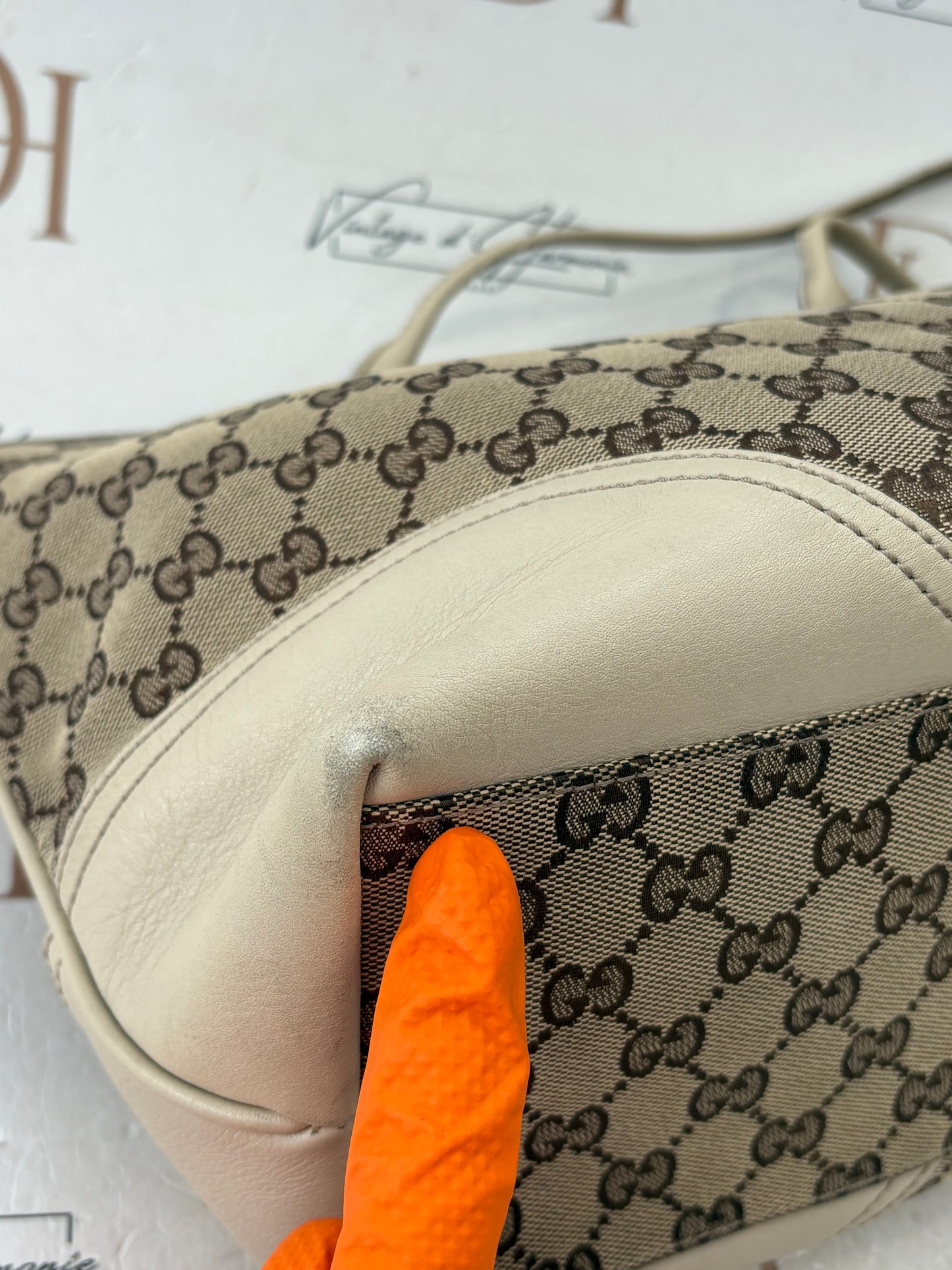 018192 - Gucci Tote Horizontal