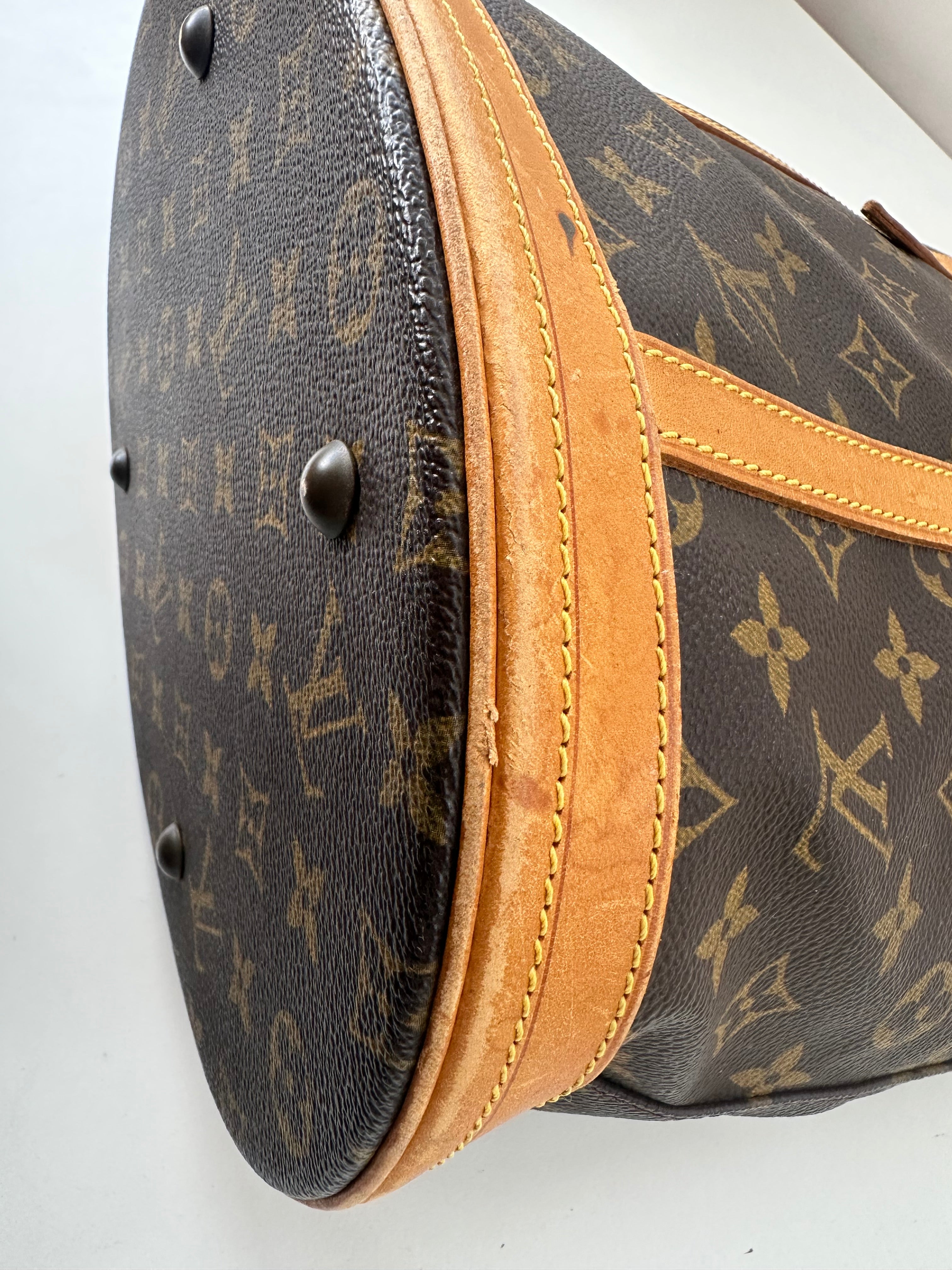 Louis Vuitton Bucket GM