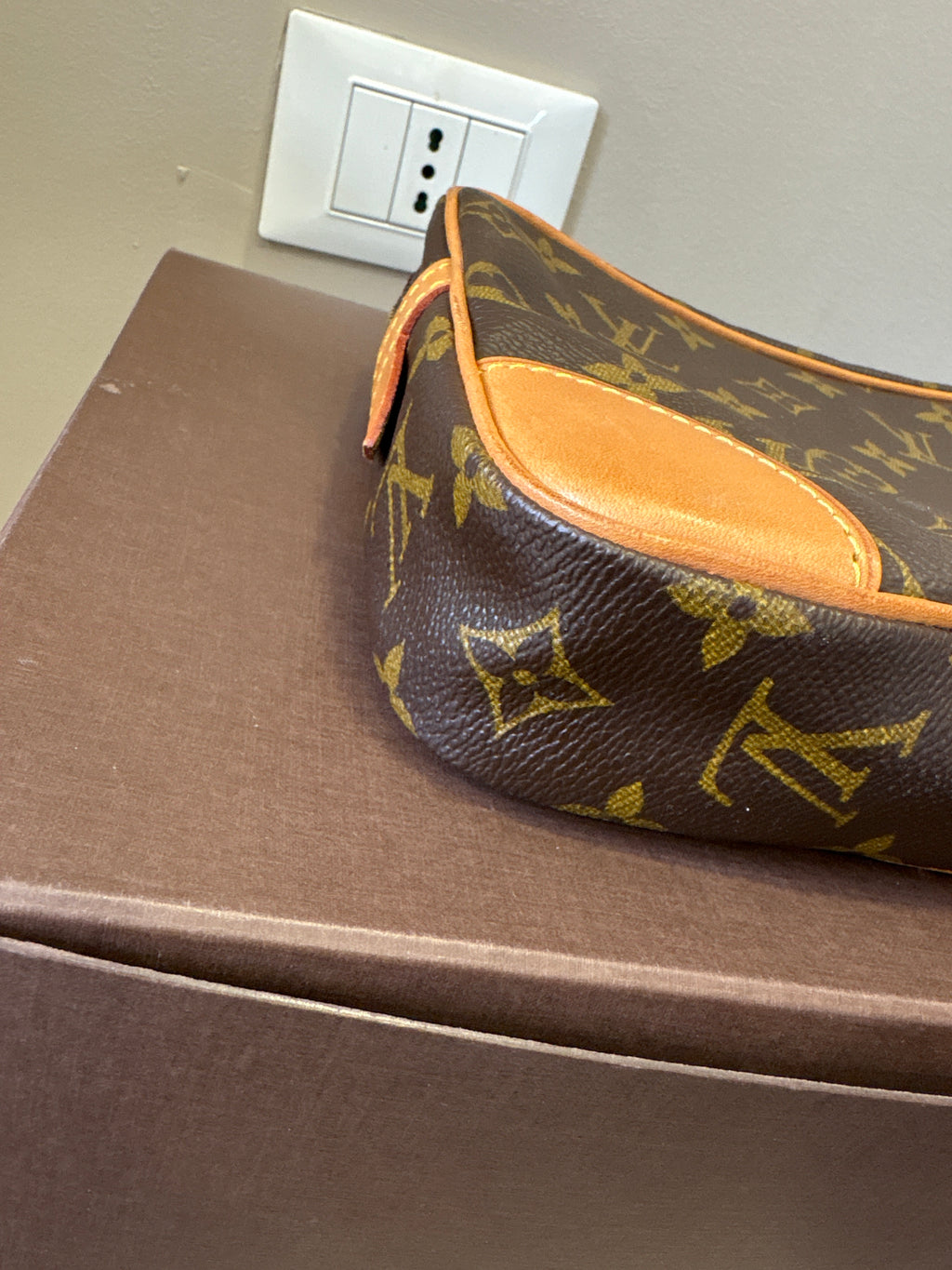 Louis Vuitton Dragonne GM