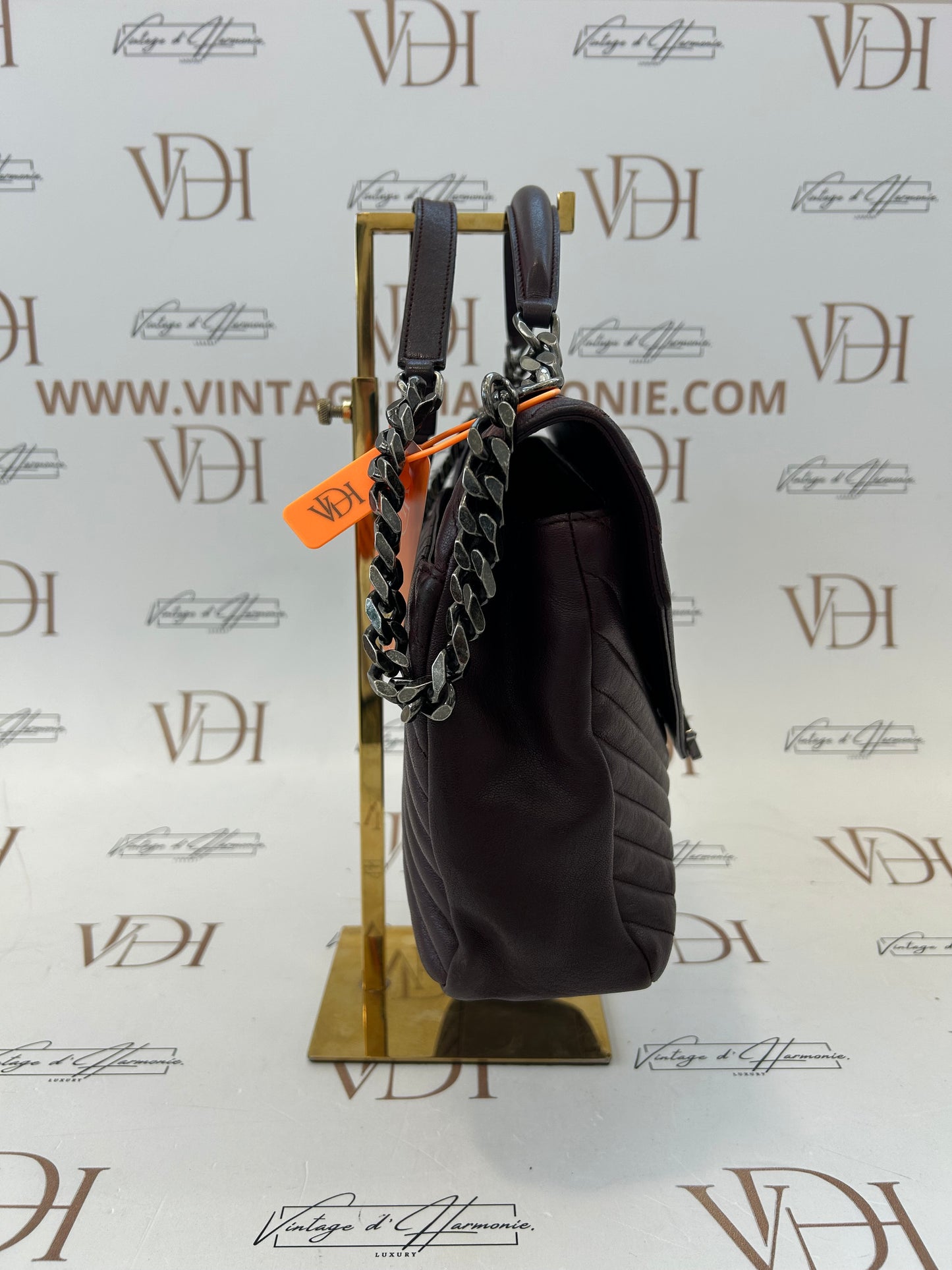 201699 - YSL COLLEGE