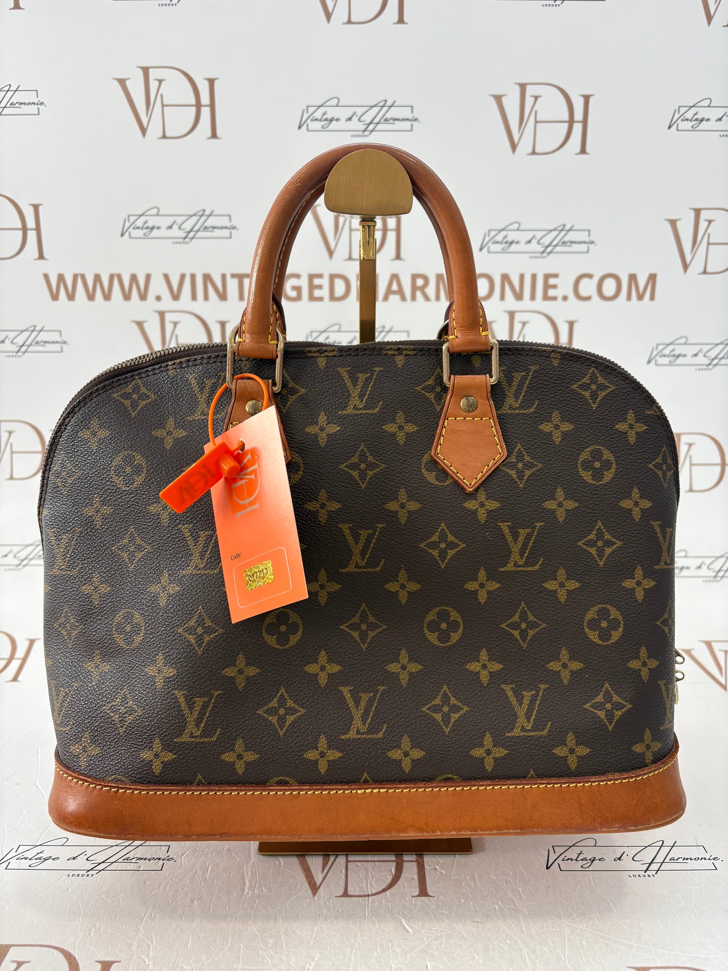 017713 - Louis Vuitton Alma