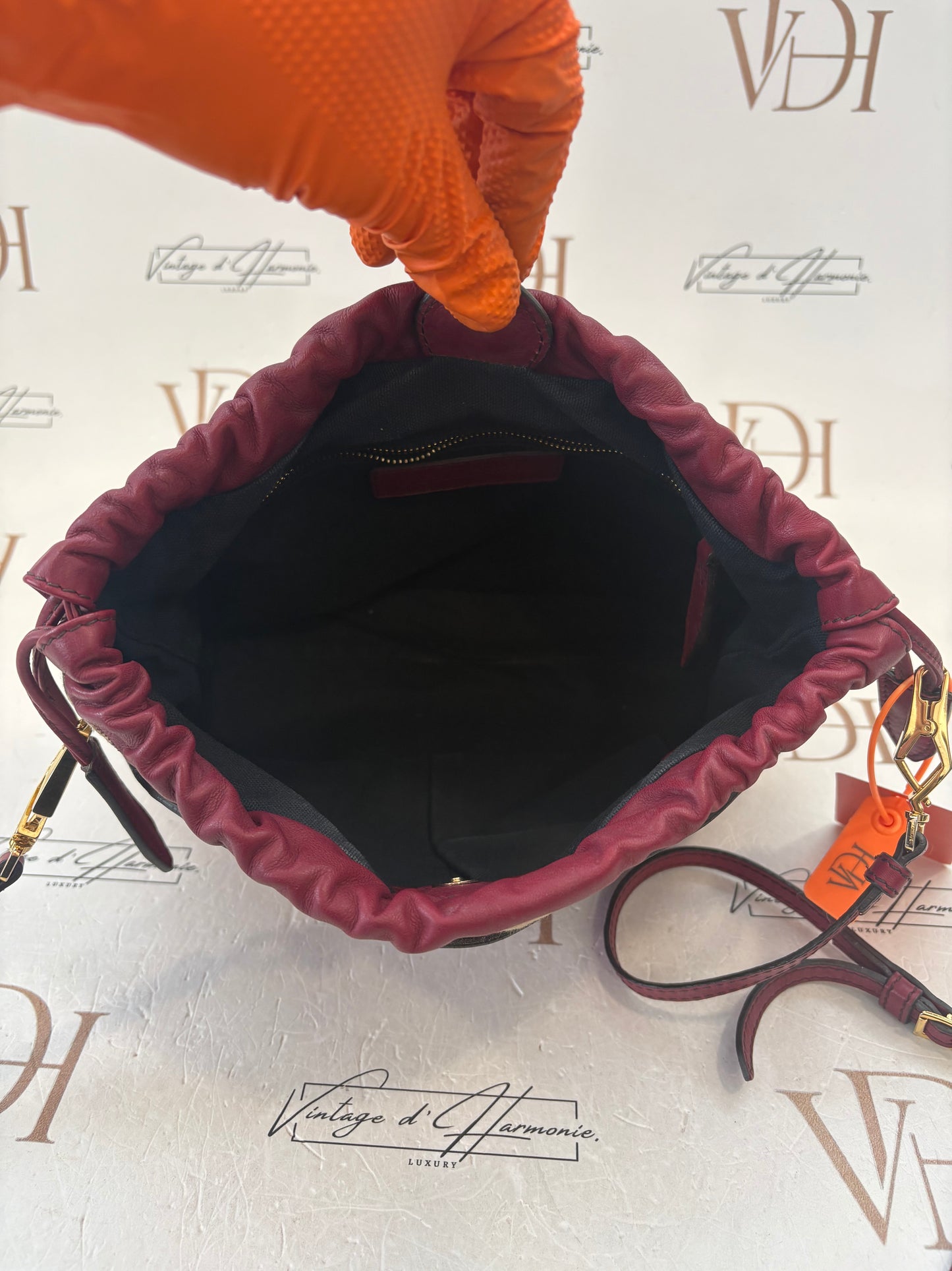 383917 - Burberry Bag