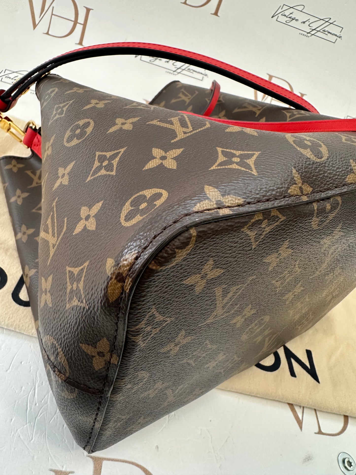 382435 - Louis Vuitton Neo Noé