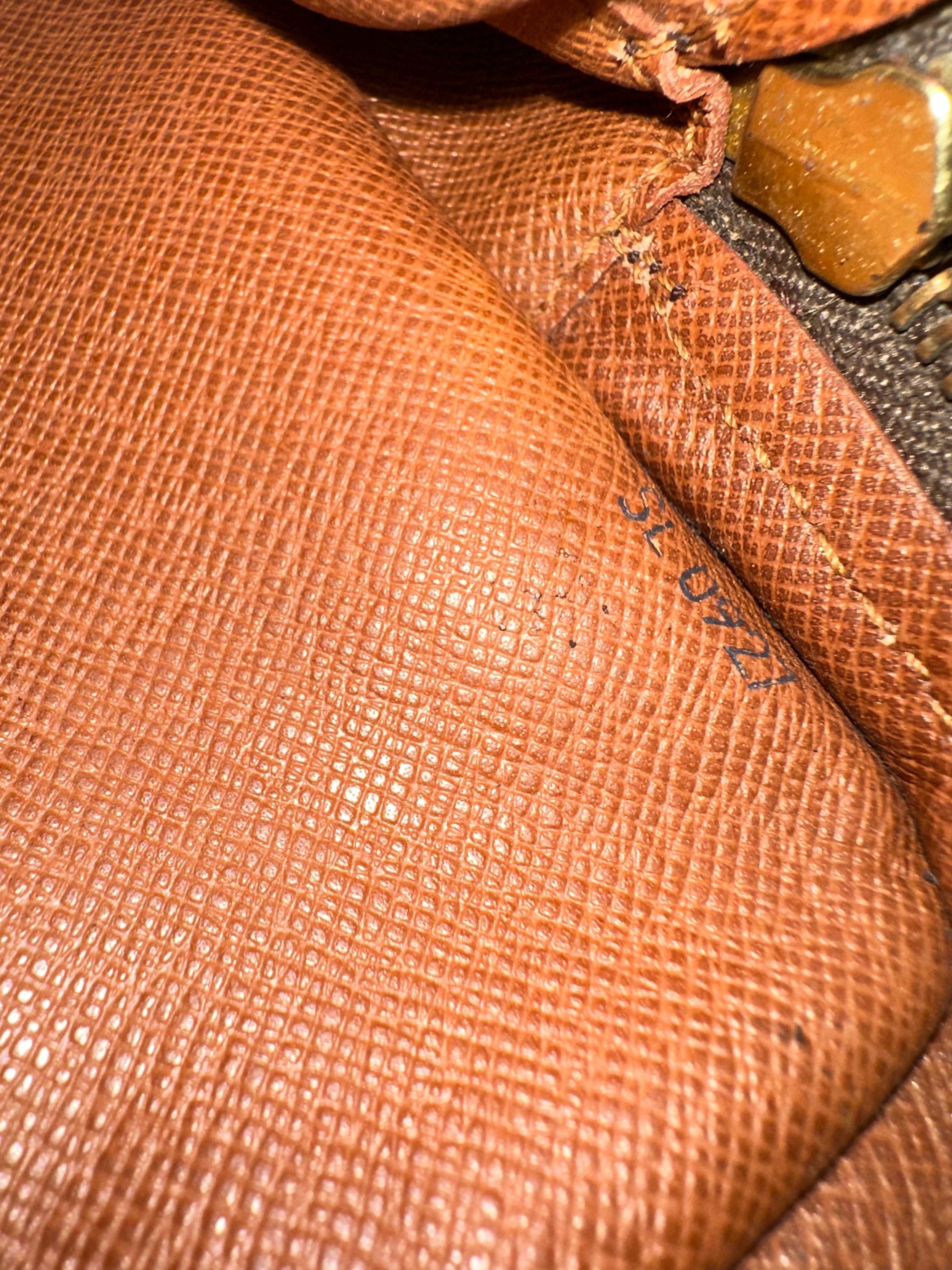 Louis Vuitton Dragonne GM