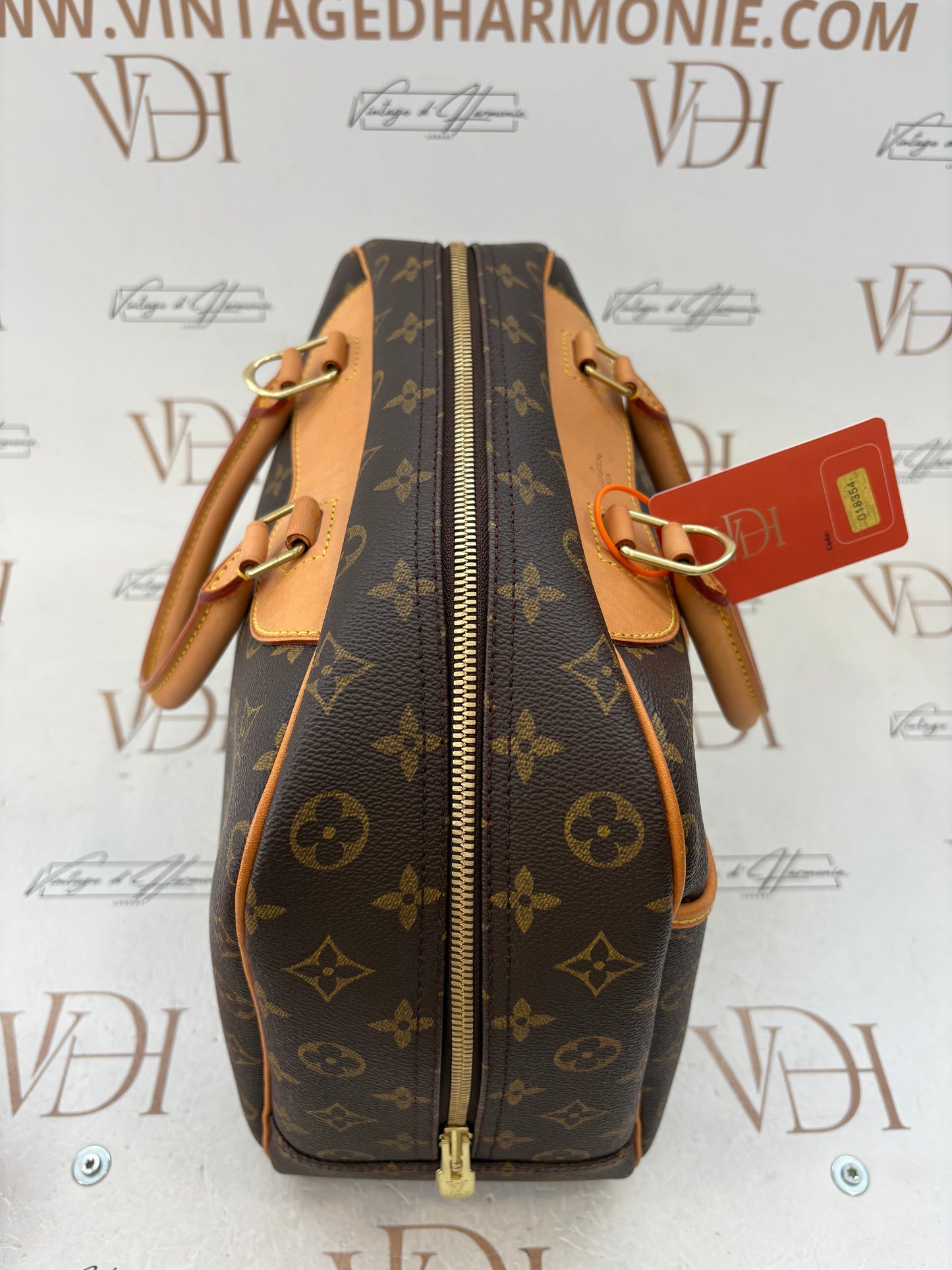 018354 - Louis Vuitton Deauville